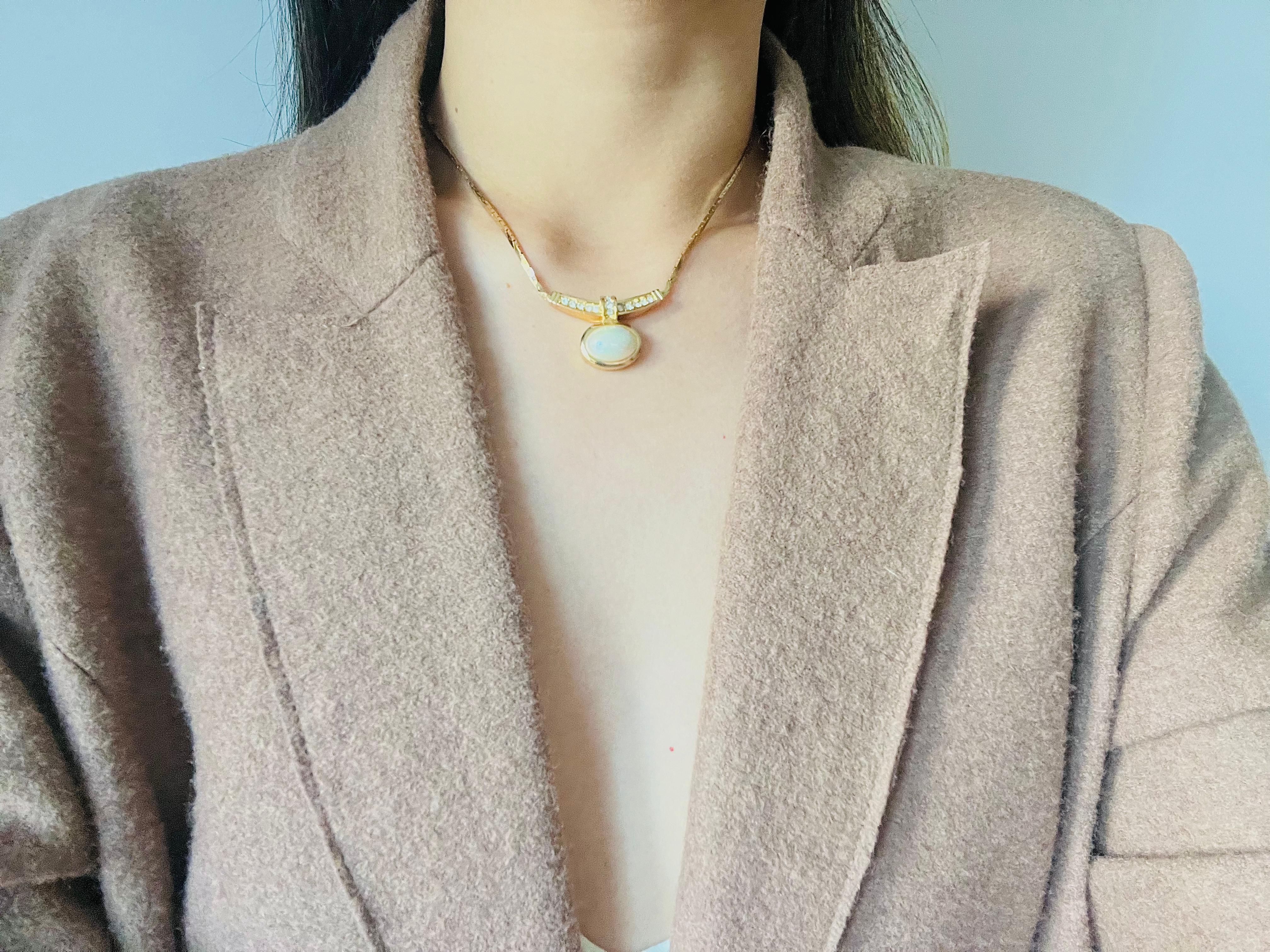 Christian Dior Vintage 1980 Large Oval White Pearl Curled Bar Crystals Necklace For Sale 4