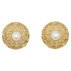 Christian Dior Retro 1980 Large Round Relief Flower White Pearl Clip Earrings