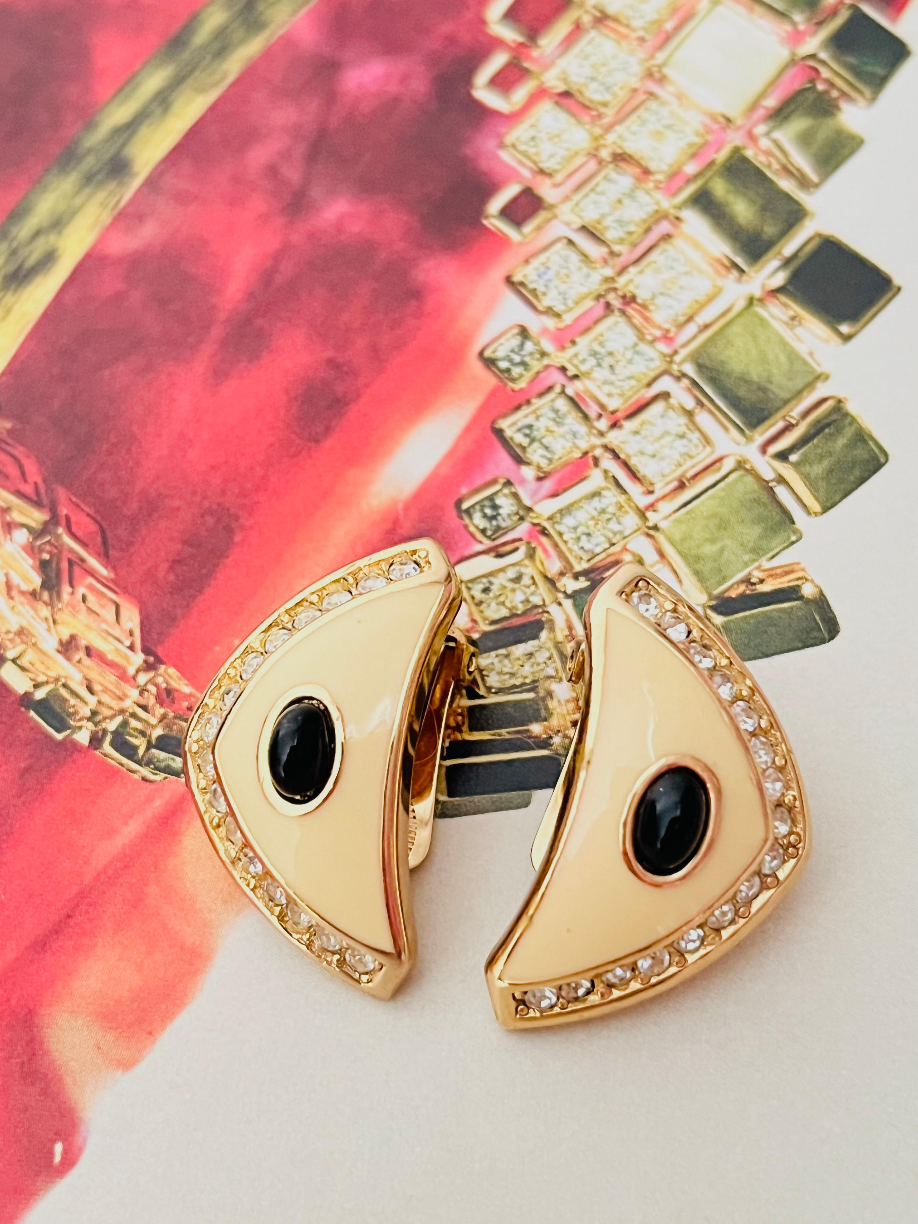 Art Deco Christian Dior Vintage 1980 Large Triangle Beige Enamel Black Cabochon Earrings For Sale