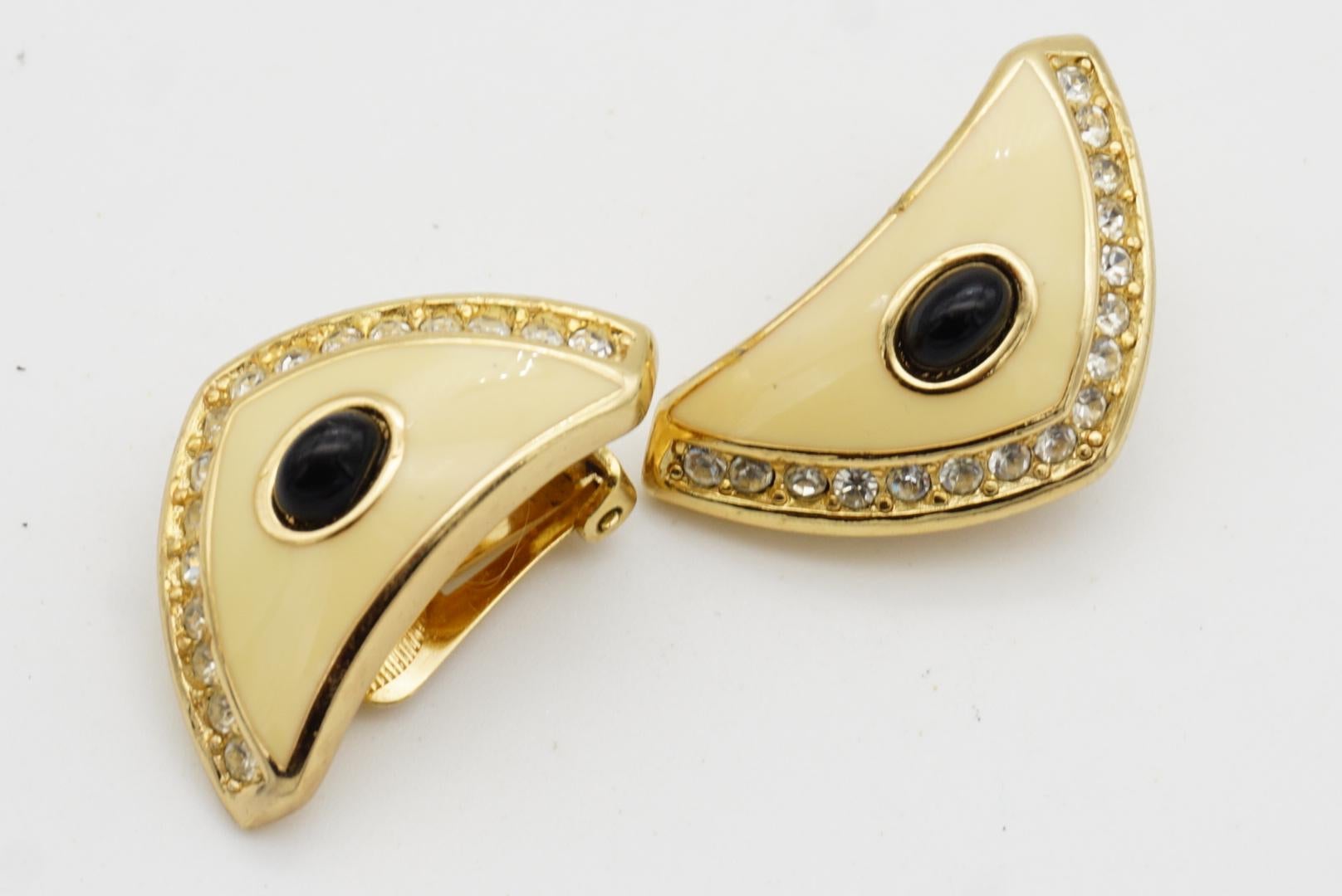 Christian Dior Vintage 1980 Large Triangle Beige Enamel Black Cabochon Earrings For Sale 3