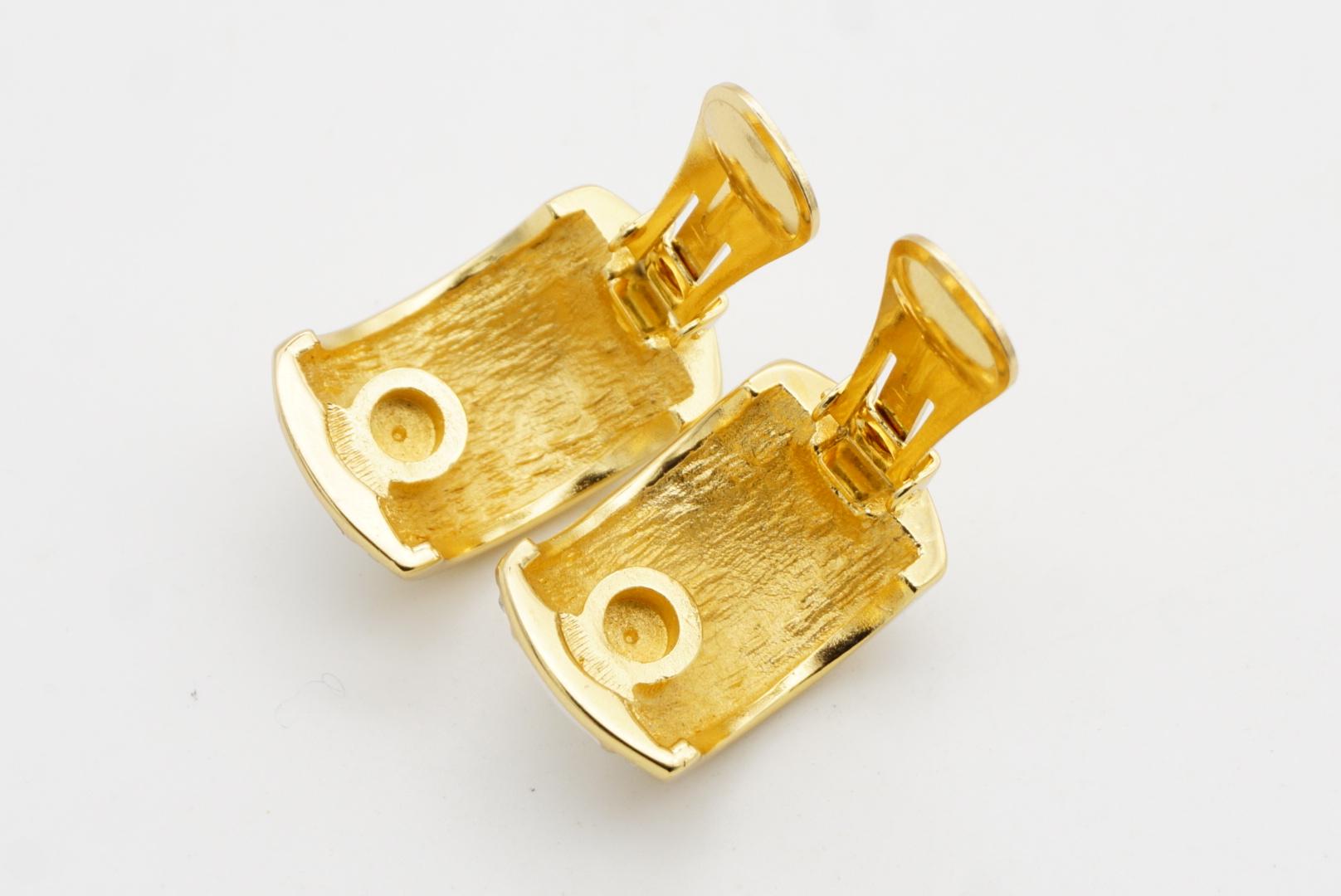 Christian Dior Vintage 1980 Große Weiße Double Crystals Dome Clip Ohrringe im Angebot 9