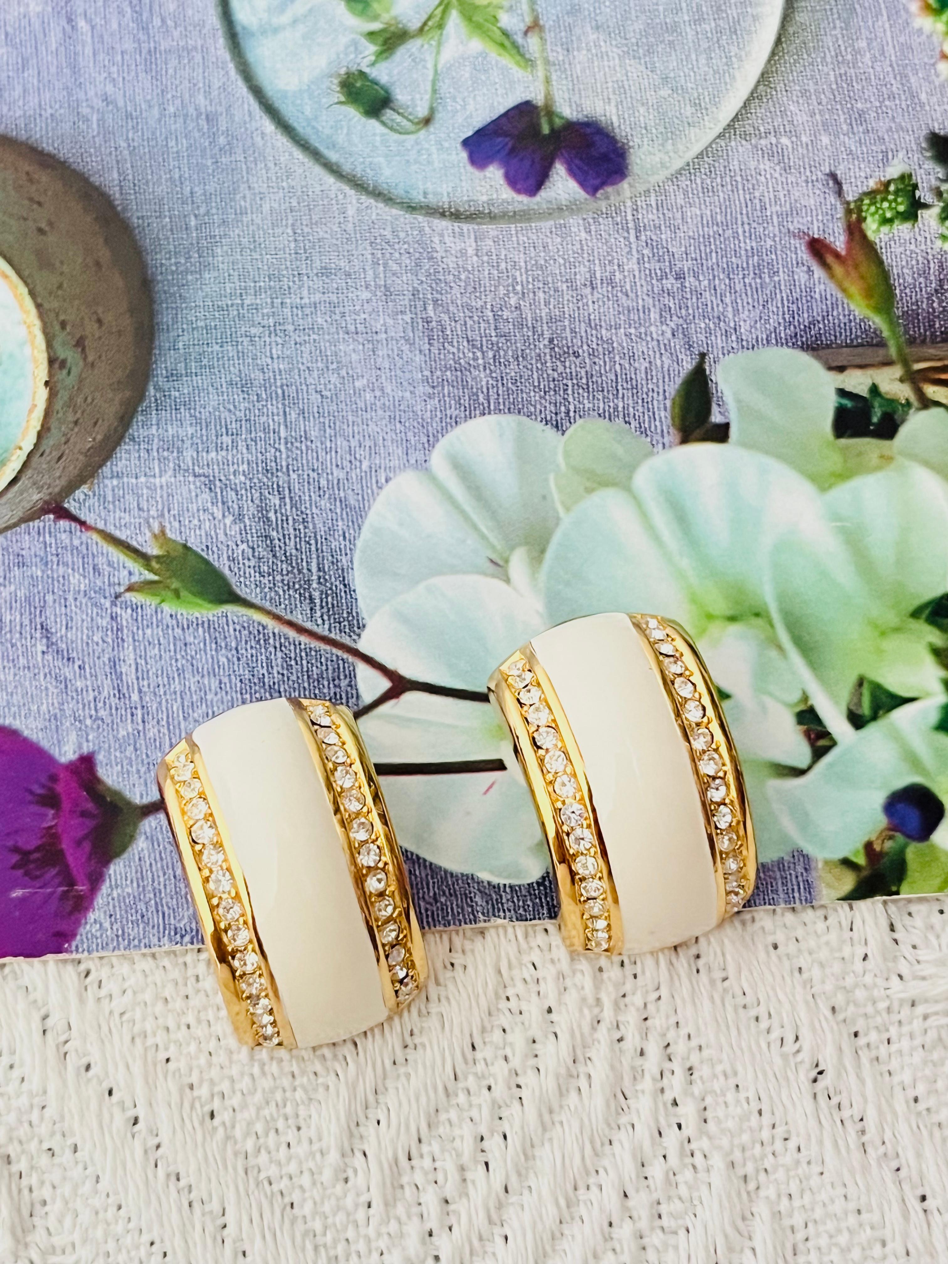 Christian Dior Vintage 1980 Large White Double Crystals Dome Hoop Clip Earrings In Excellent Condition For Sale In Wokingham, England
