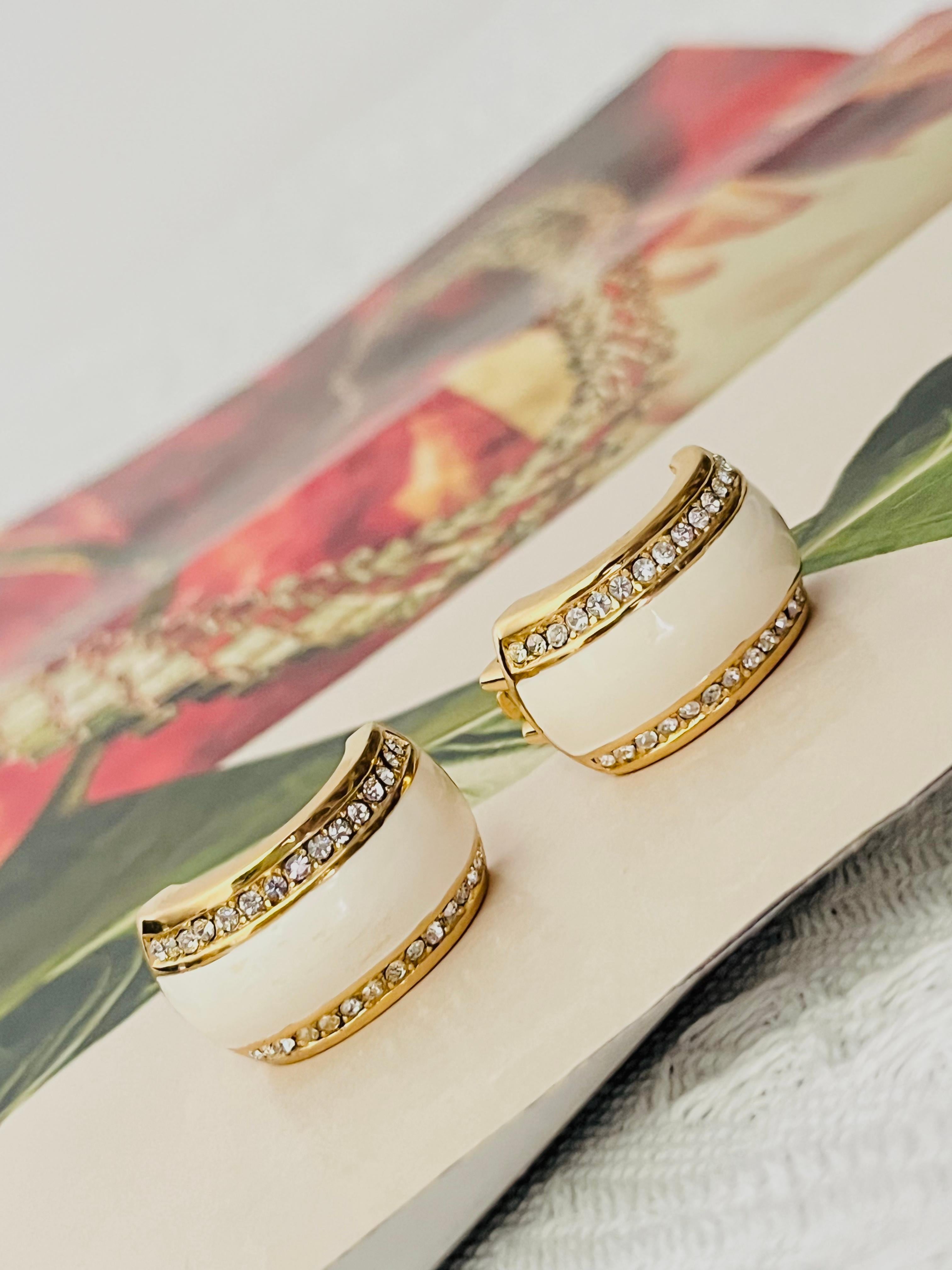 Christian Dior Vintage 1980 Large White Enamel Crystals Hoop Dome Clip Earrings In Good Condition For Sale In Wokingham, England