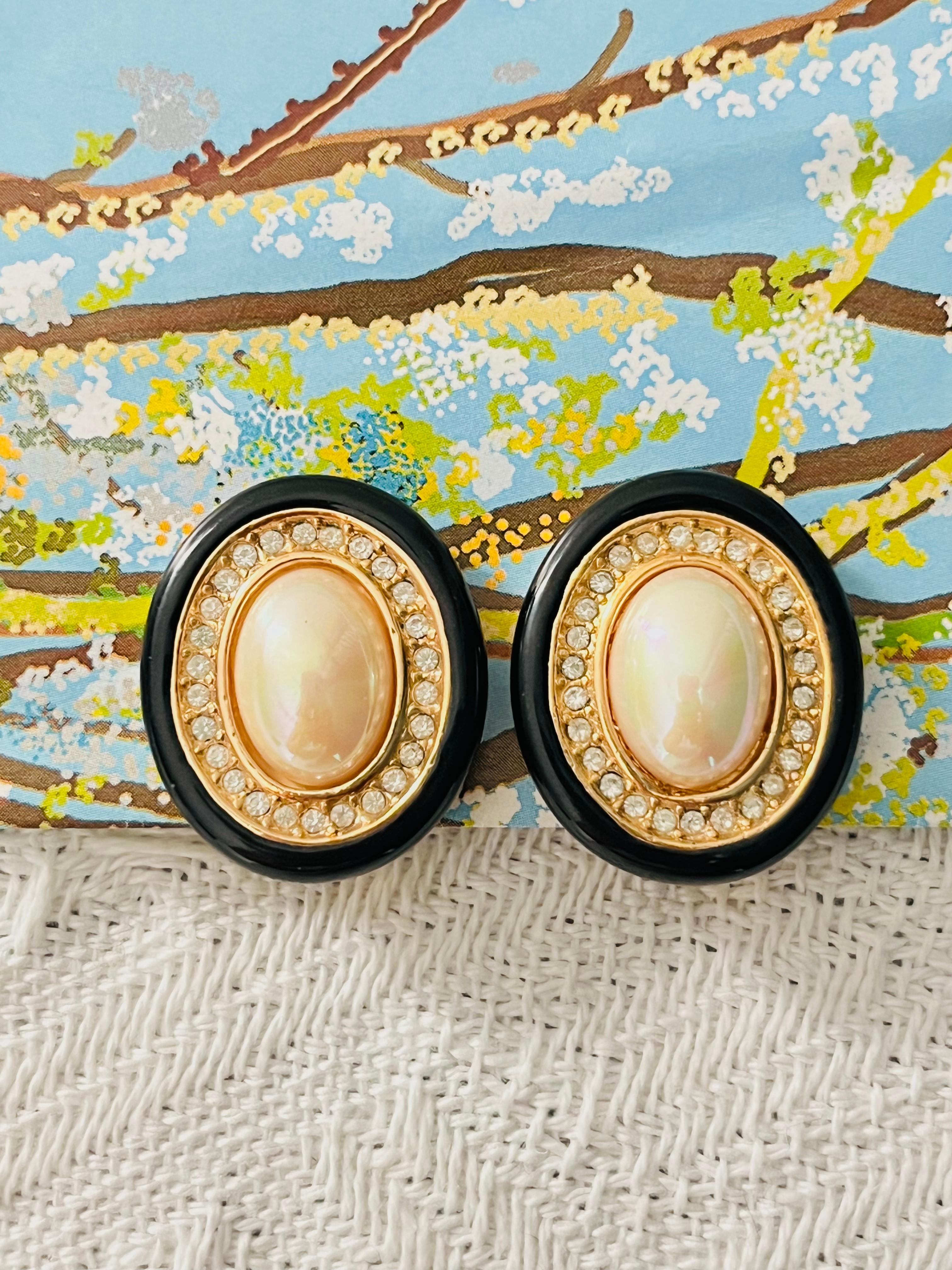 Christian Dior Vintage 1980 Large White Pearl Crystals Oval Black Earrings Gold In Excellent Condition For Sale In Wokingham, England