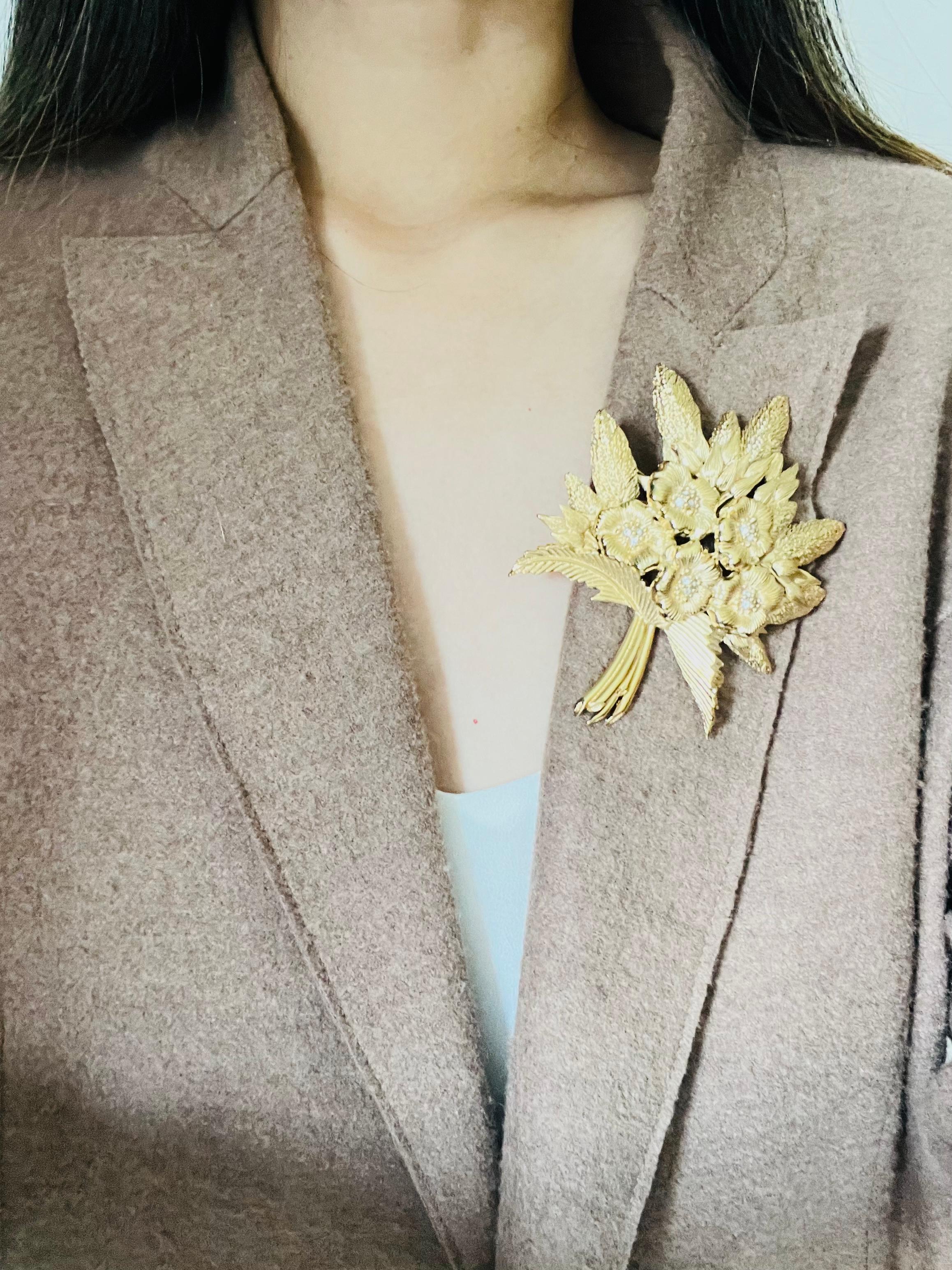Christian Dior Vintage 1980 Broche Ramo Flor Hoja Cristales Masivos 5