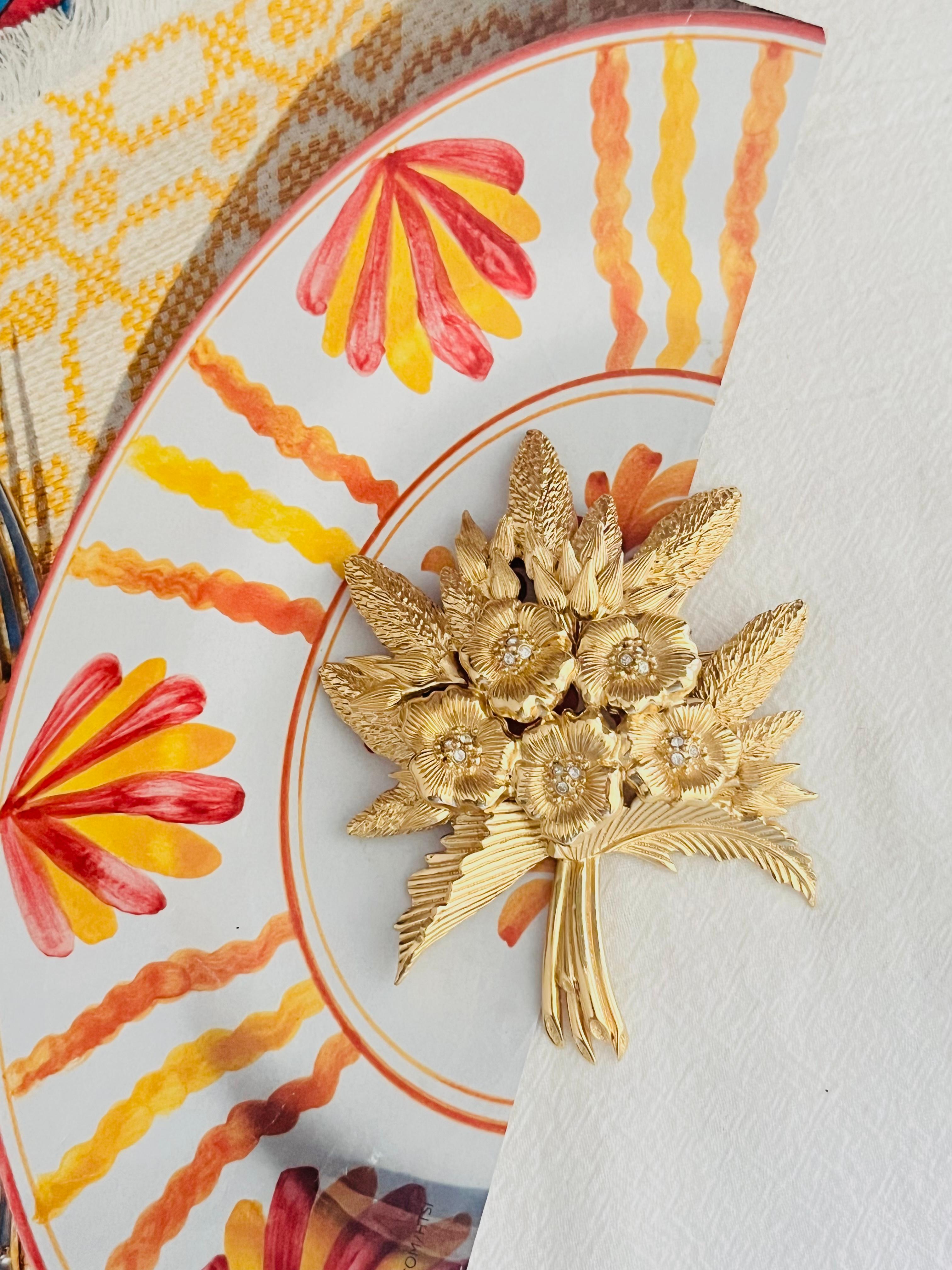 Femenino o masculino Christian Dior Vintage 1980 Broche Ramo Flor Hoja Cristales Masivos