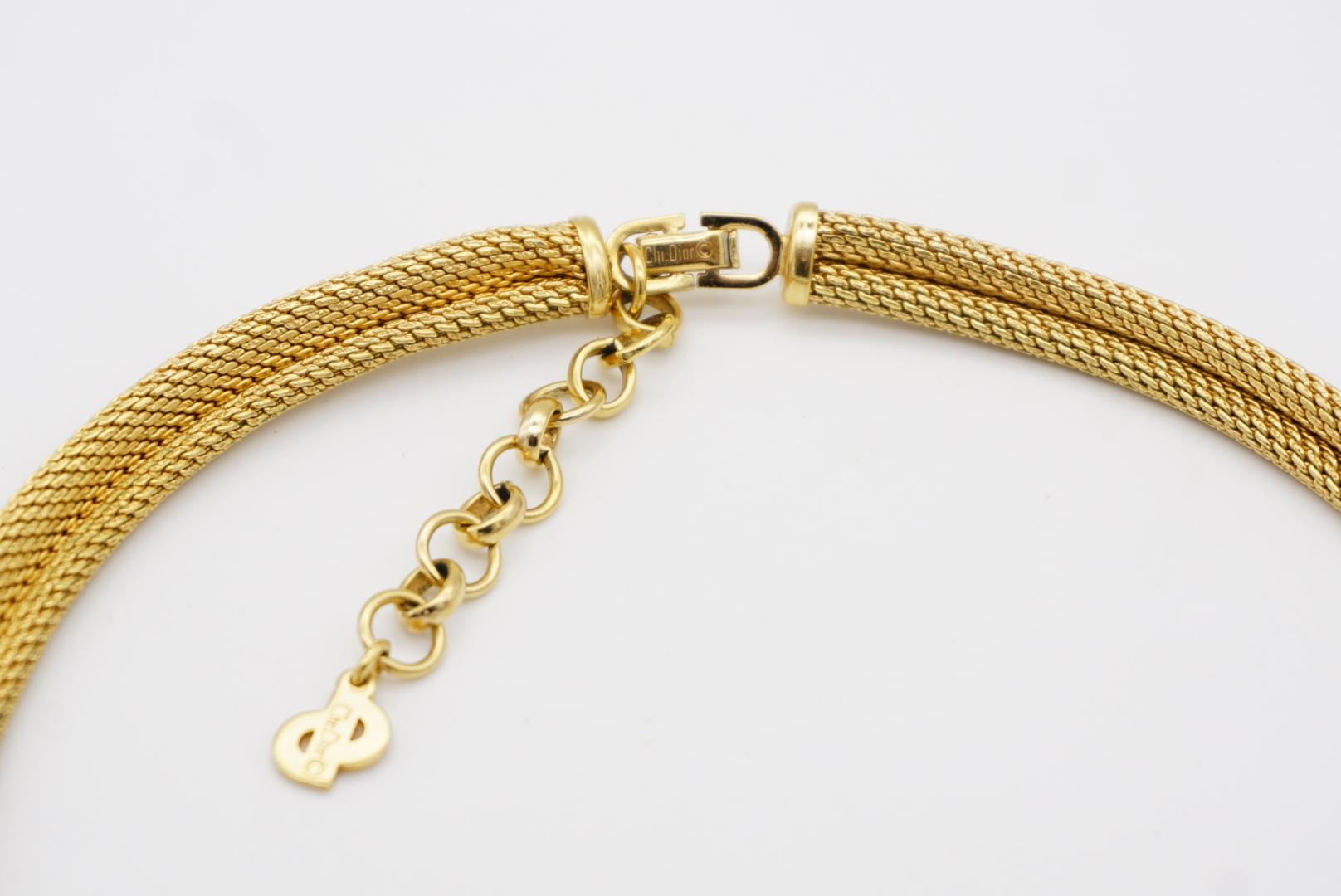 Christian Dior Vintage 1980 Matte White Shell Crystals Snake Omega Gold Necklace For Sale 10