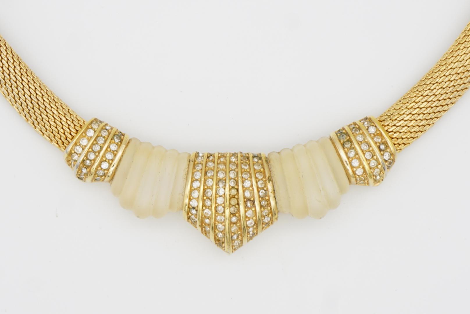 Christian Dior Vintage 1980 Matte White Shell Crystals Snake Omega Gold Necklace For Sale 3