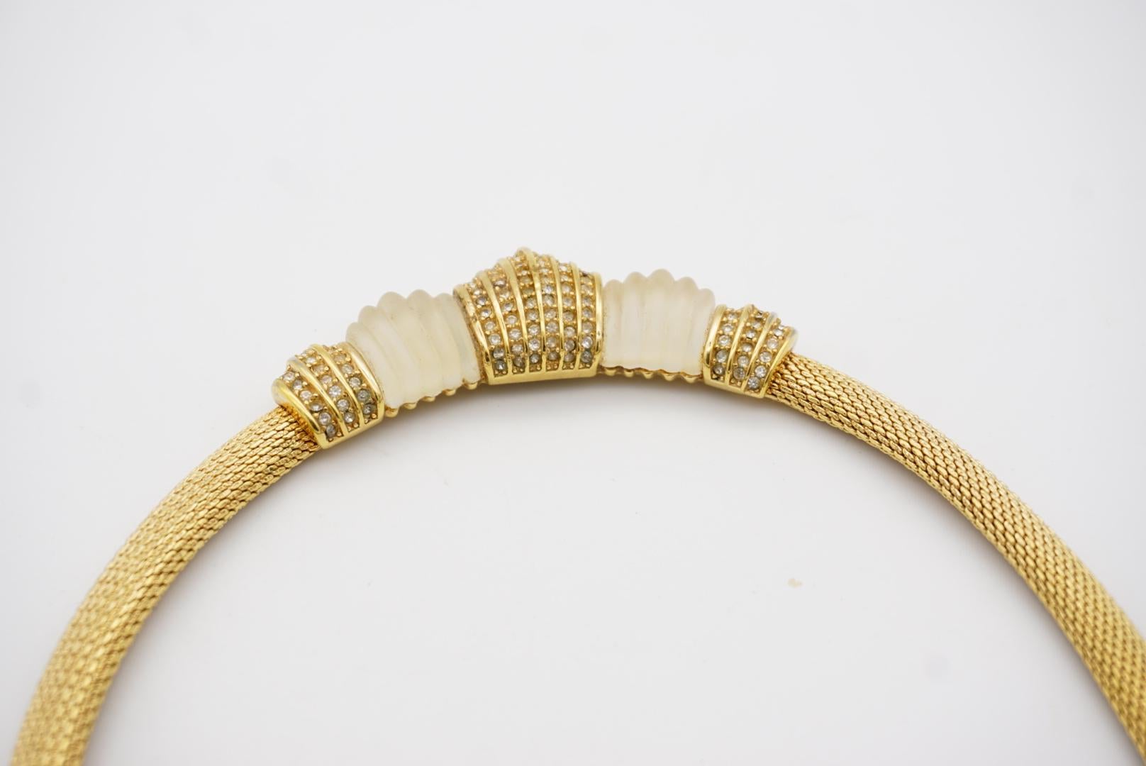 Christian Dior Vintage 1980 Matte White Shell Crystals Snake Omega Gold Necklace For Sale 4