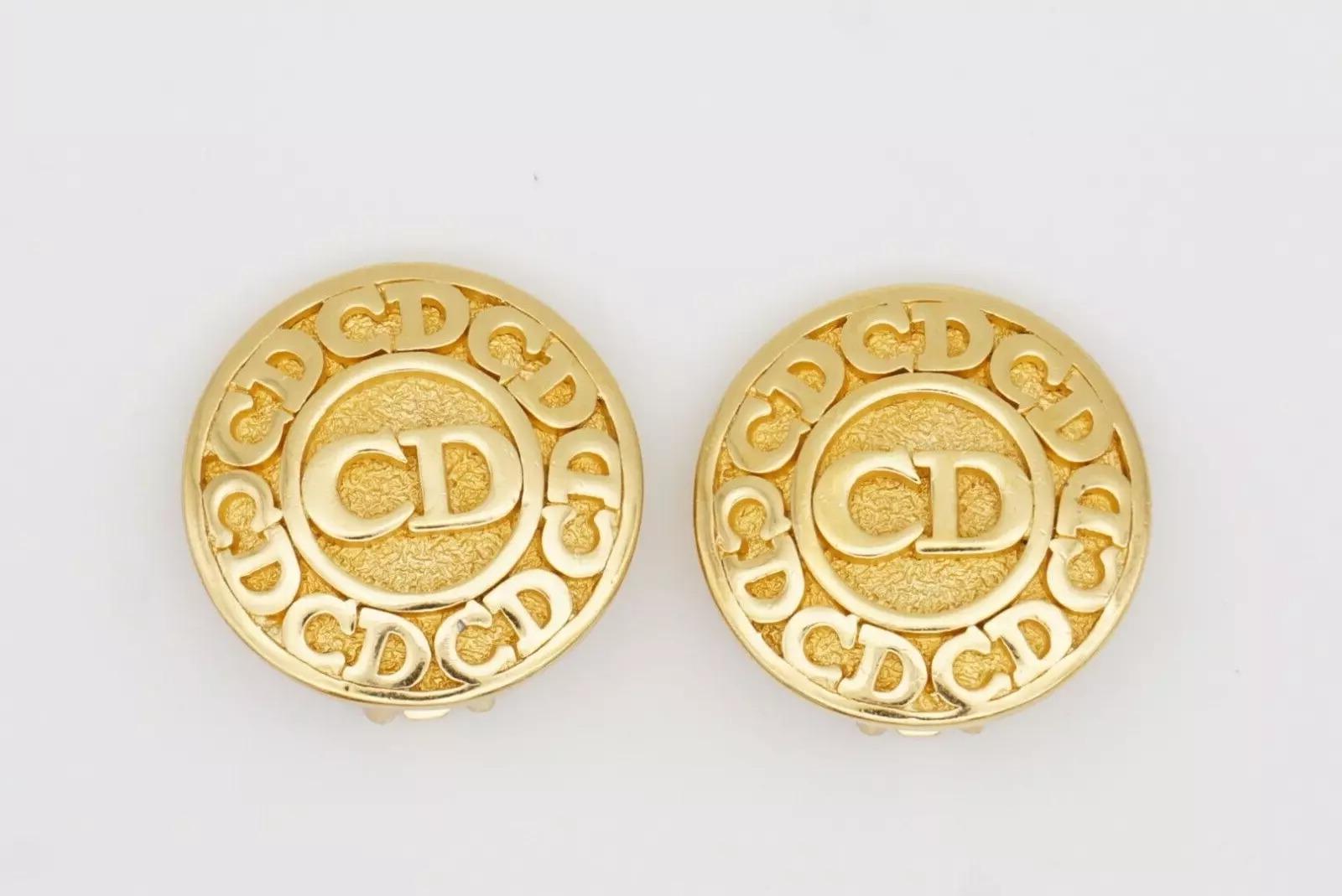 Christian Dior Vintage 1980 Monogram Classic Logo CD Round Circle Clip Earrings For Sale 8