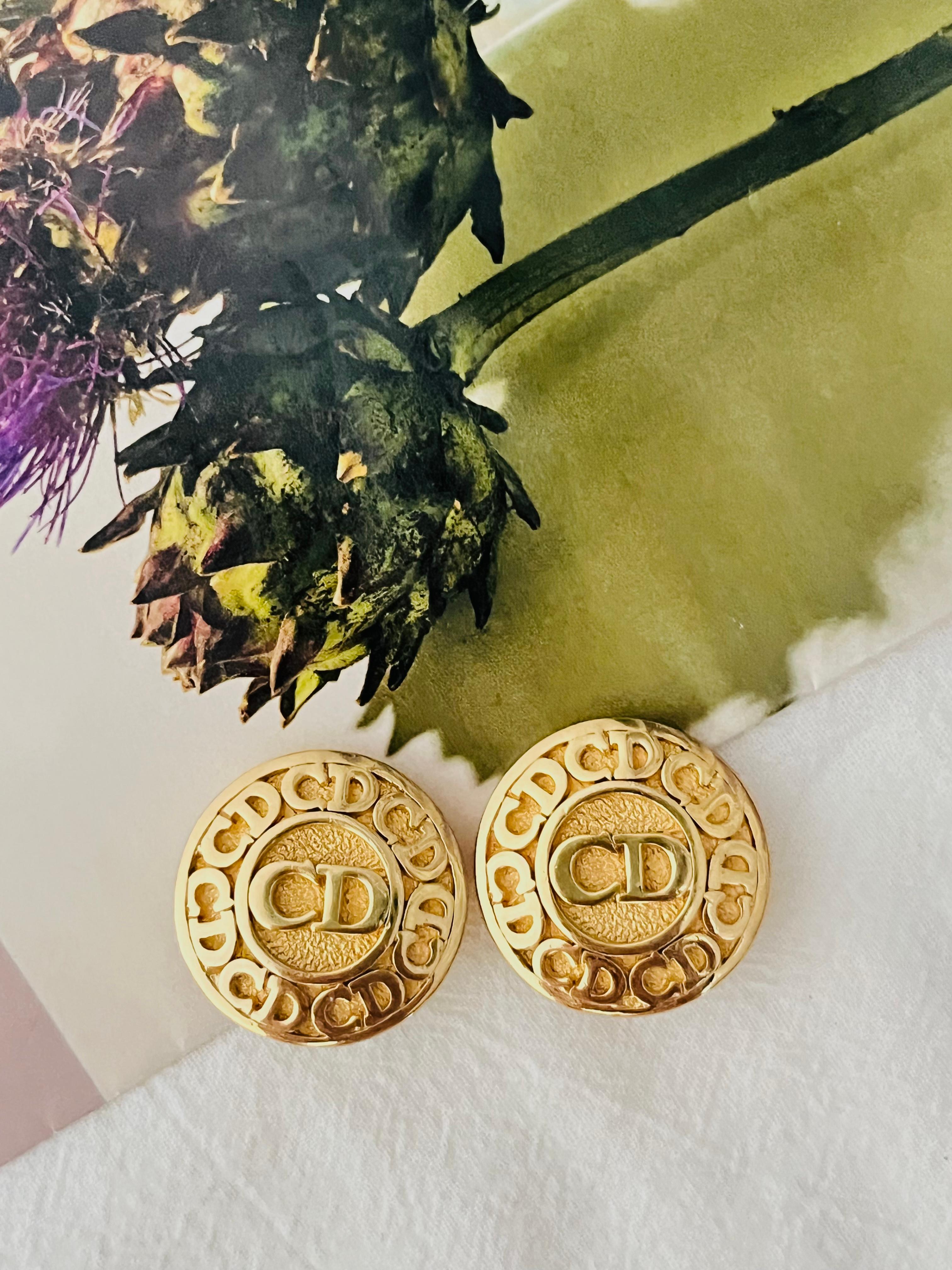 Art Deco Christian Dior Vintage 1980 Monogram Classic Logo CD Round Circle Clip Earrings For Sale