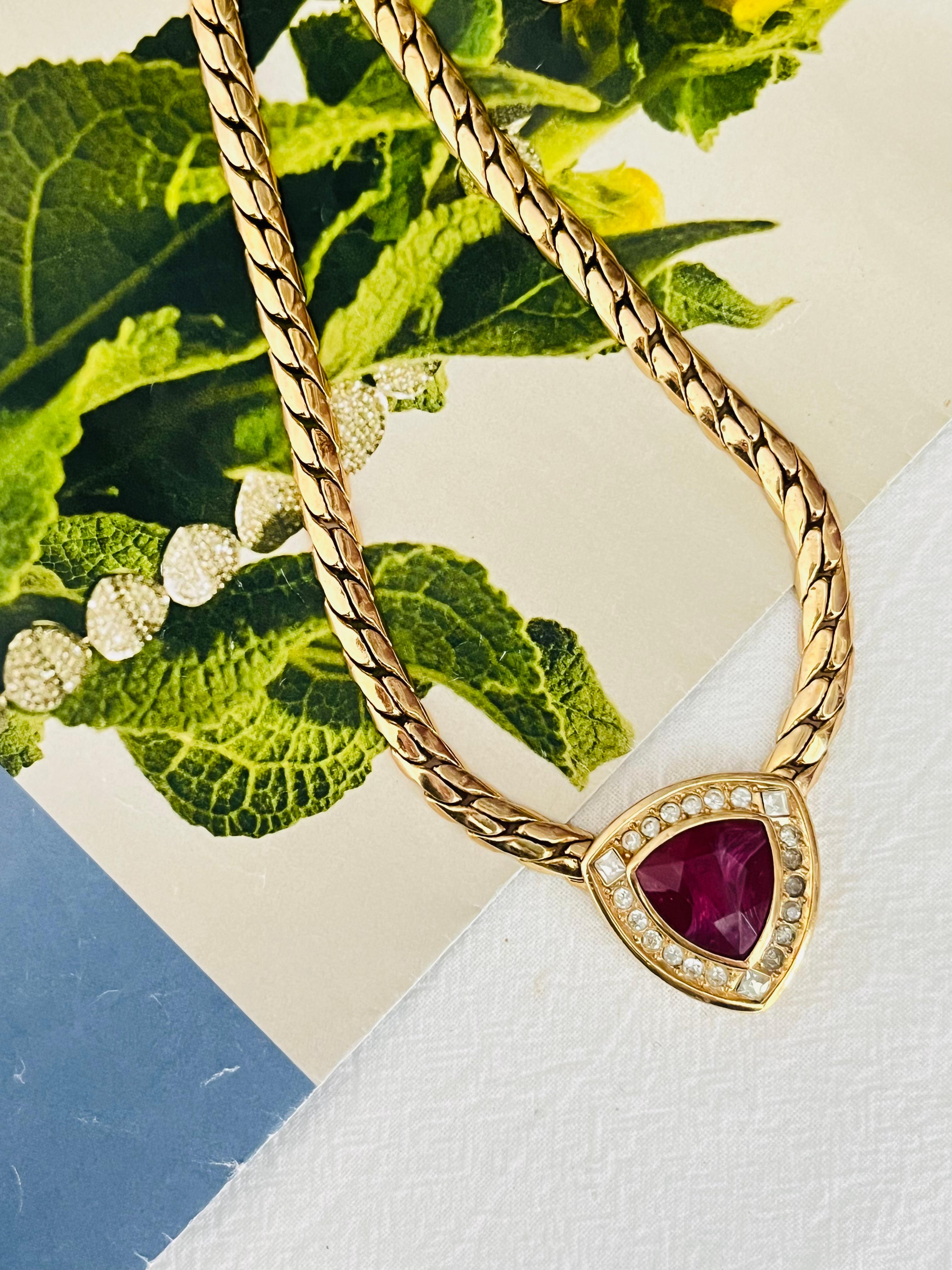 Christian Dior Vintage 1980 Ruby Cube Circle Crystals Triangle Pendant Necklace In Good Condition For Sale In Wokingham, England