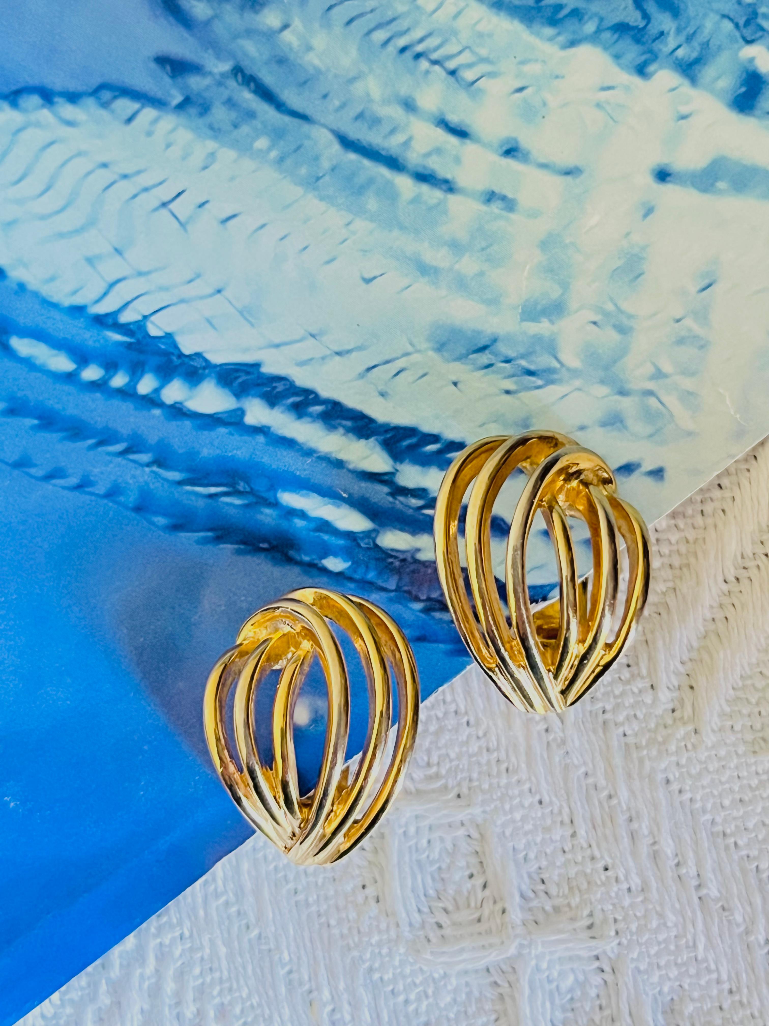 Christian Dior Vintage 1980 Six Strands Openwork Interlocked Modernist Earrings In Good Condition For Sale In Wokingham, England