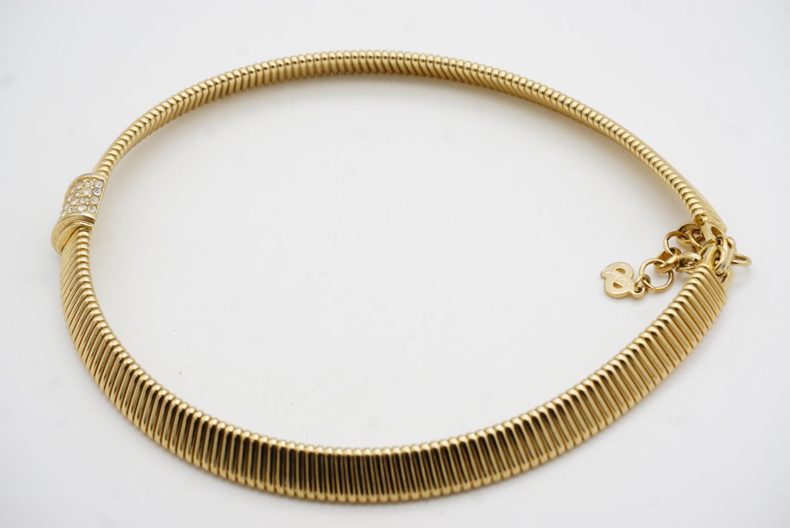 Christian Dior Vintage 1980 Ciondolo quadrato di cristallo Omega Collana Choker Collar in vendita 5