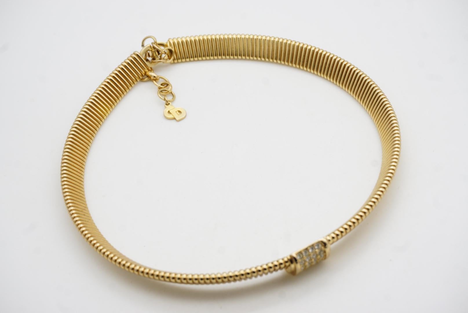 Christian Dior Vintage 1980 Ciondolo quadrato di cristallo Omega Collana Choker Collar in vendita 6