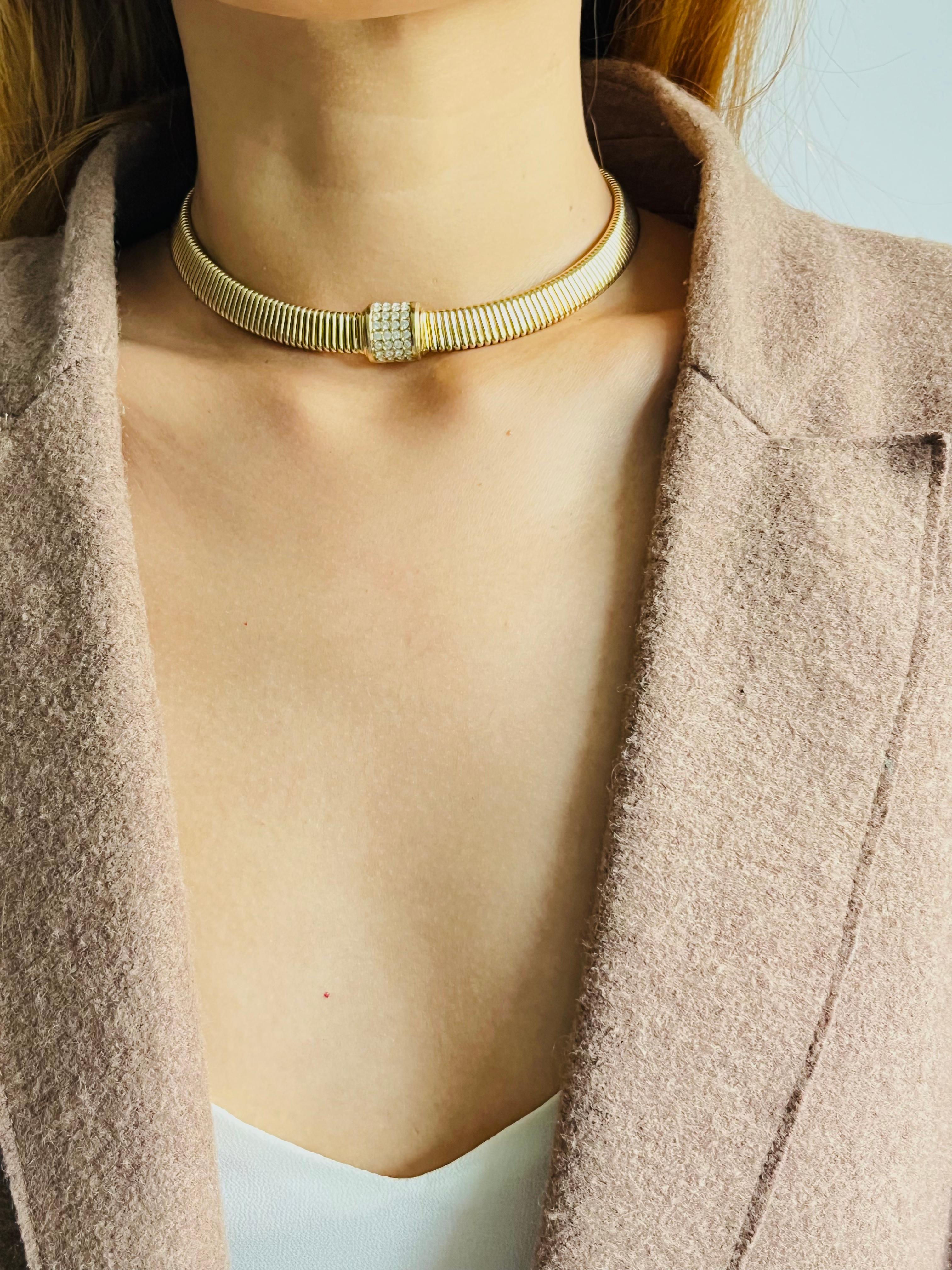 da uomo o donna Christian Dior Vintage 1980 Ciondolo quadrato di cristallo Omega Collana Choker Collar in vendita