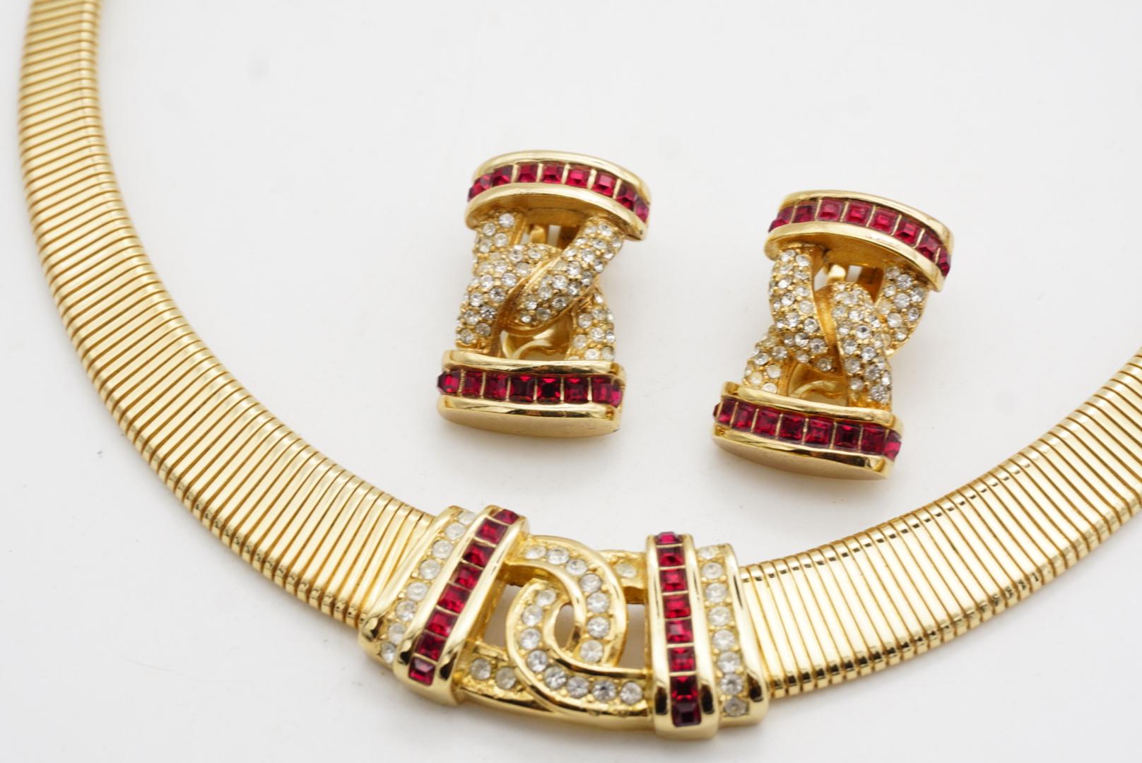Christian Dior Vintage 1980 Cristalli quadrati di rubino a coste intrecciate Omega 2 Set in vendita 5