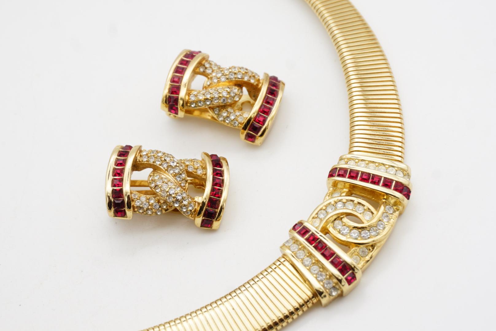 Christian Dior Vintage 1980 Cristalli quadrati di rubino a coste intrecciate Omega 2 Set in vendita 6
