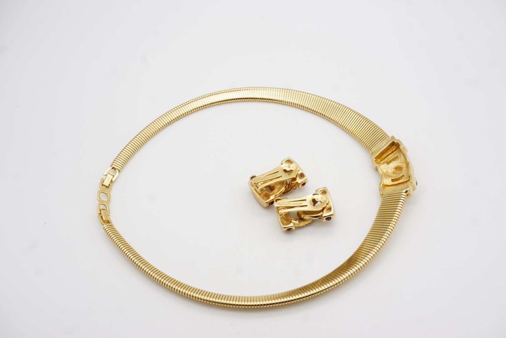 Christian Dior Vintage 1980 Cristalli quadrati di rubino a coste intrecciate Omega 2 Set in vendita 8