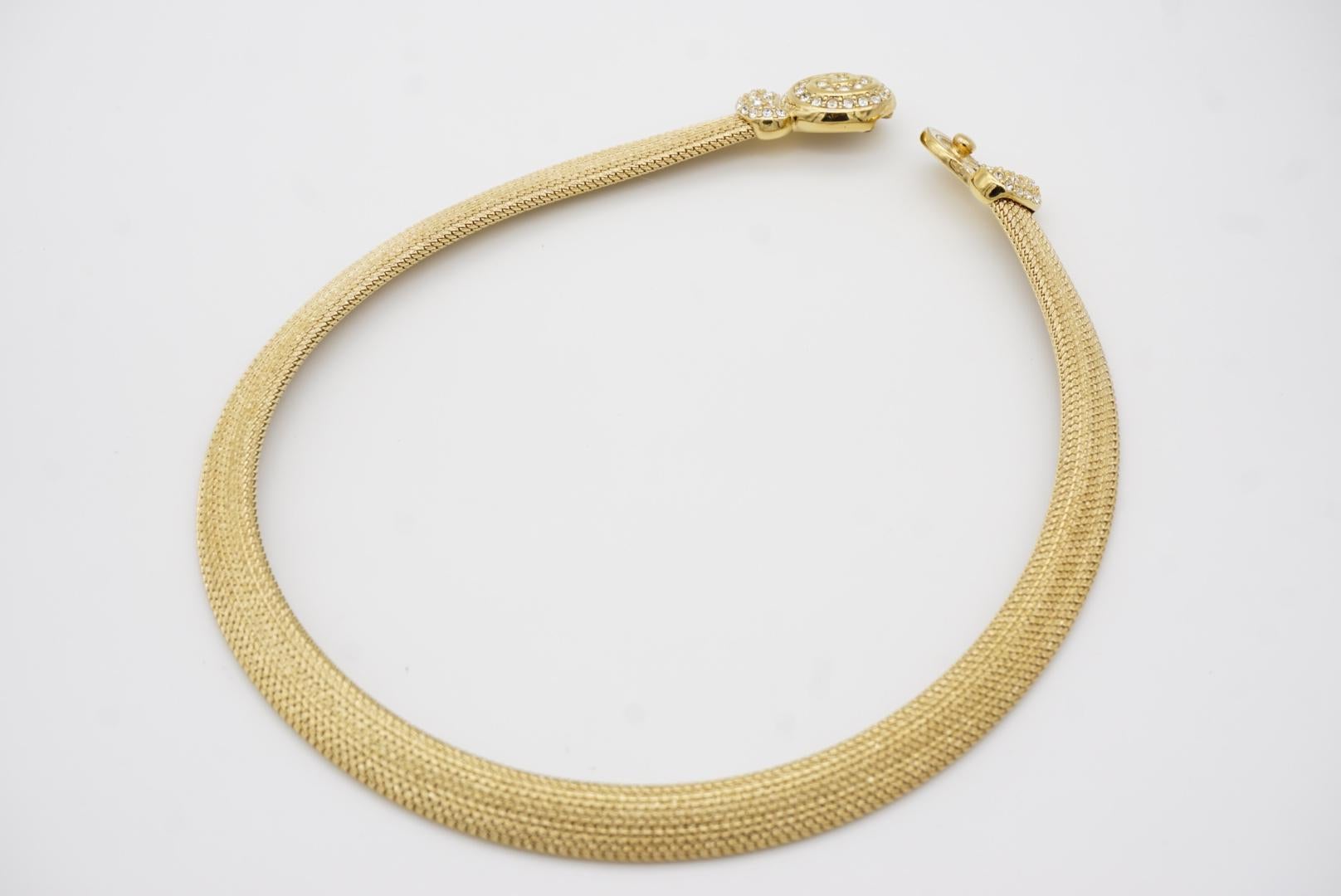 Christian Dior Vintage 1980 Swirl Oval Crystal Button Omega Snake Mesh Necklace For Sale 6
