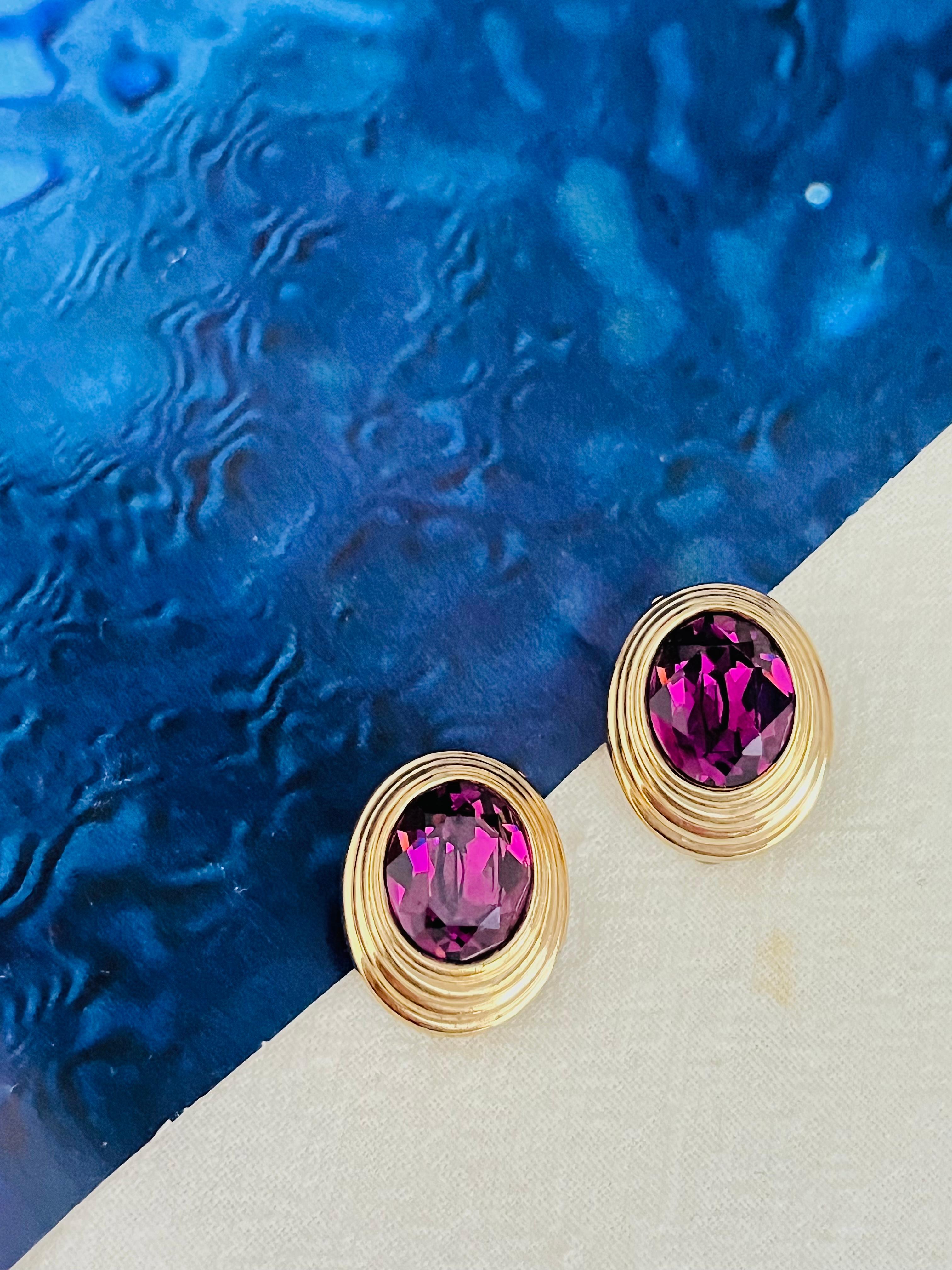 Christian Dior Vintage 1980 Textured Oval Amethyst Purple Crystal Clip Earrings In Good Condition For Sale In Wokingham, England