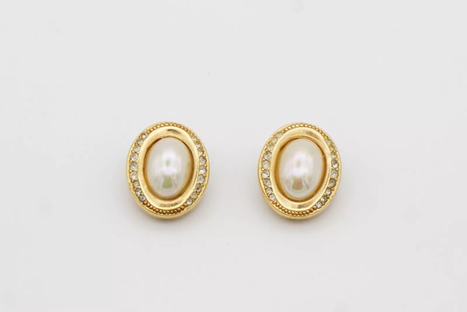 Christian Dior Vintage 1980 White Aurora Oval Pearl Crystals Gold Clip Earrings For Sale 8