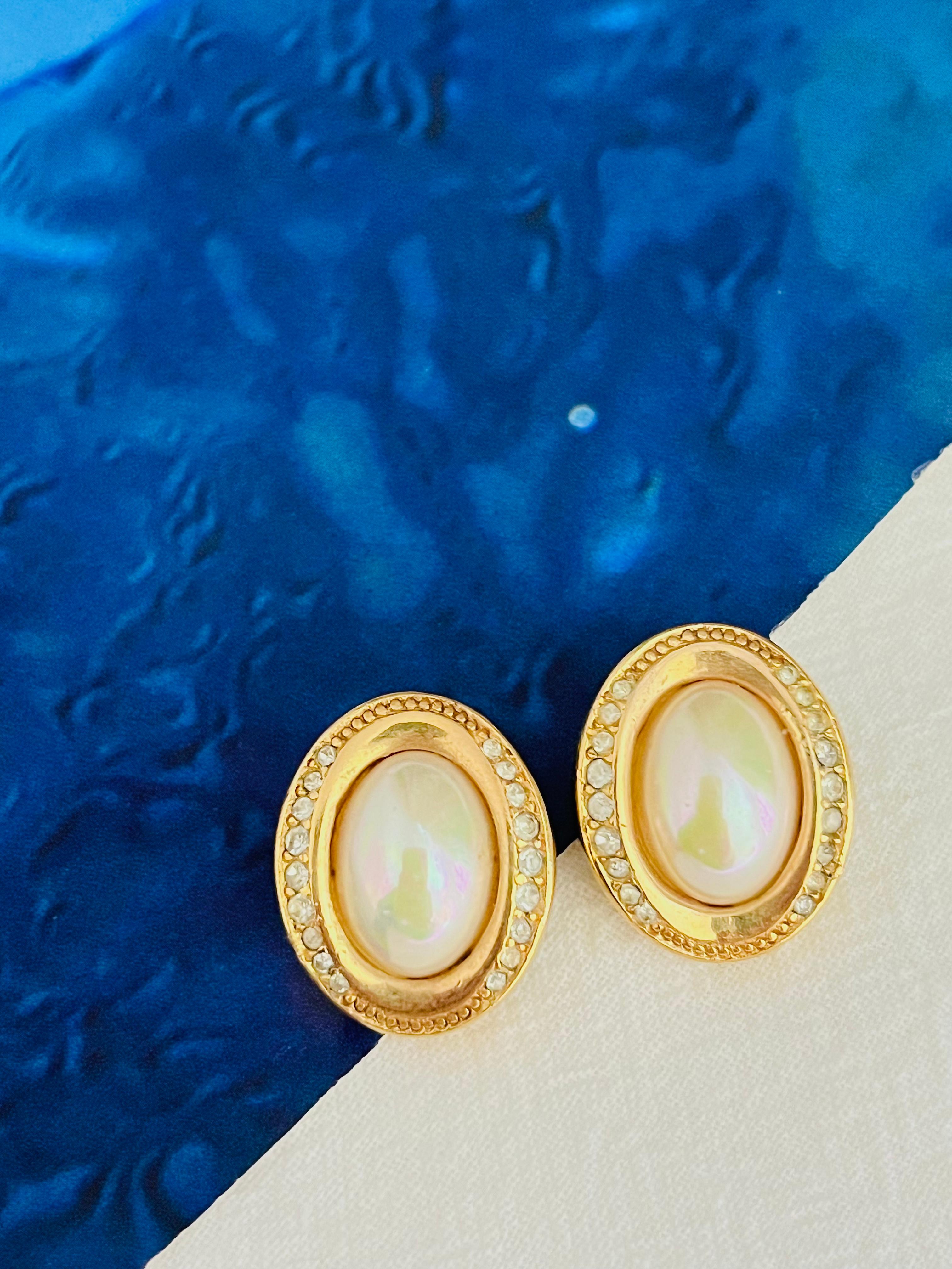 Women's or Men's Christian Dior Vintage 1980 White Aurora Oval Pearl Crystals Gold Clip Earrings For Sale