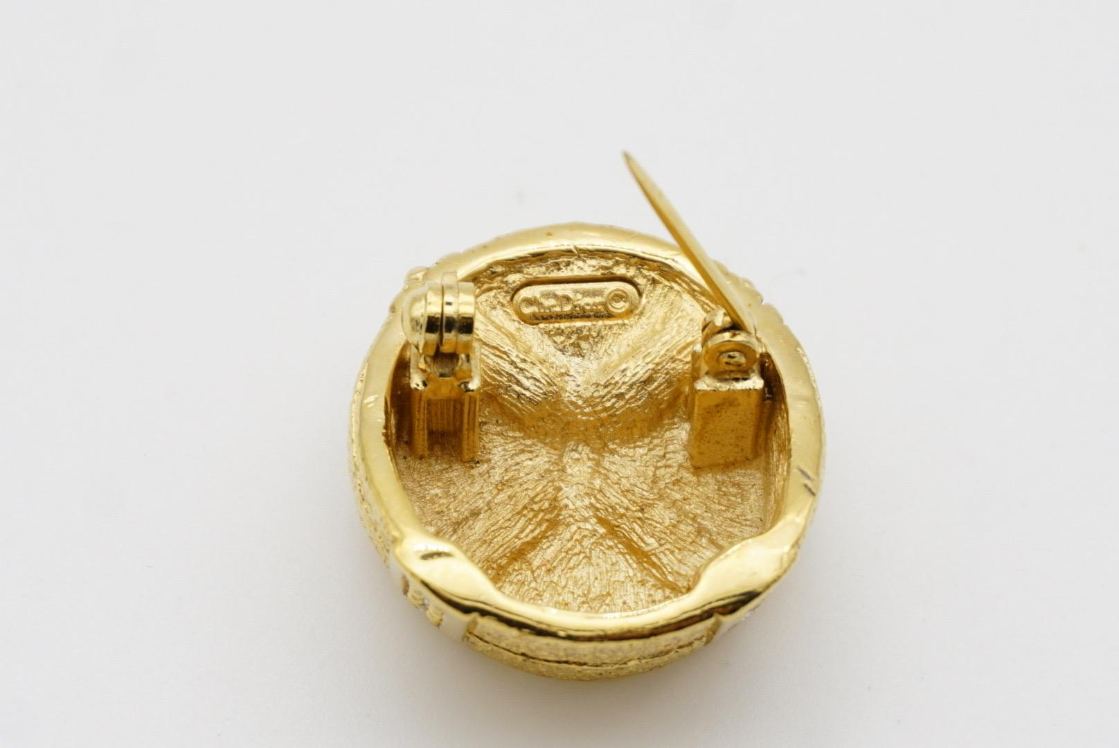 Christian Dior Vintage 1980s 3D Gift Present Ribbon Round Box Crystals Brooch For Sale 12