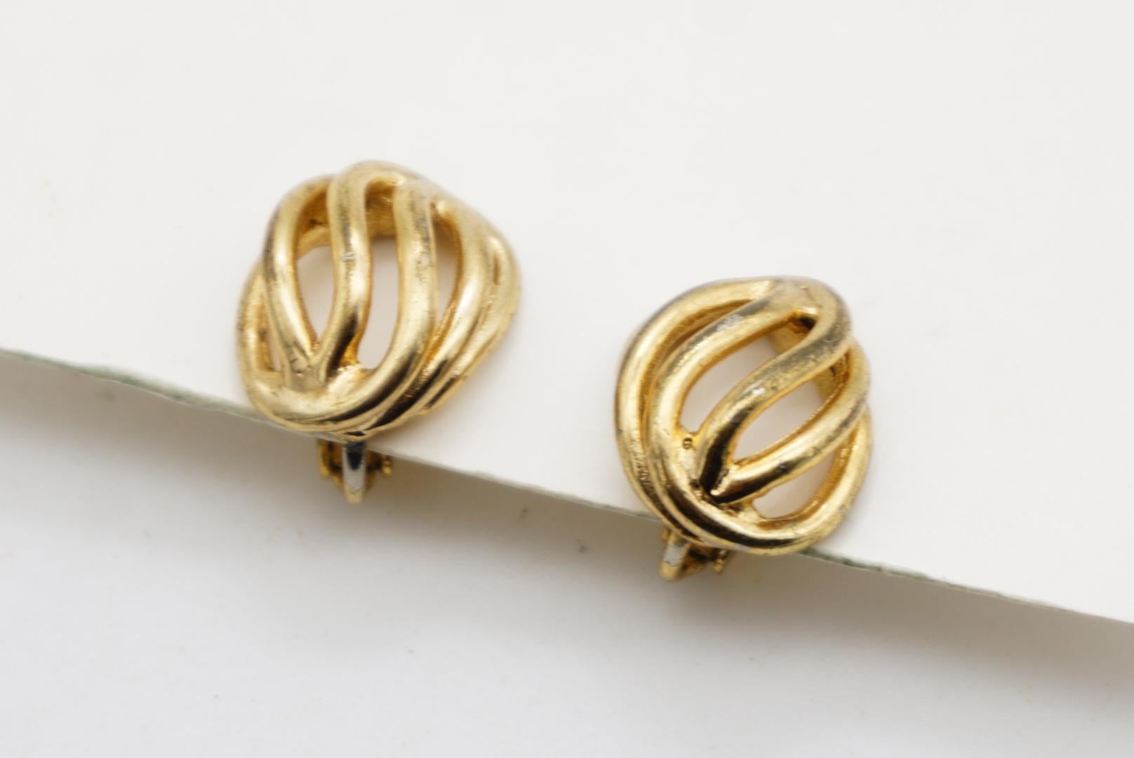 Christian Dior Vintage 1980s 6 Stränge durchbrochene Muschel Wirbel Kuppel Clip Ohrringe im Angebot 3