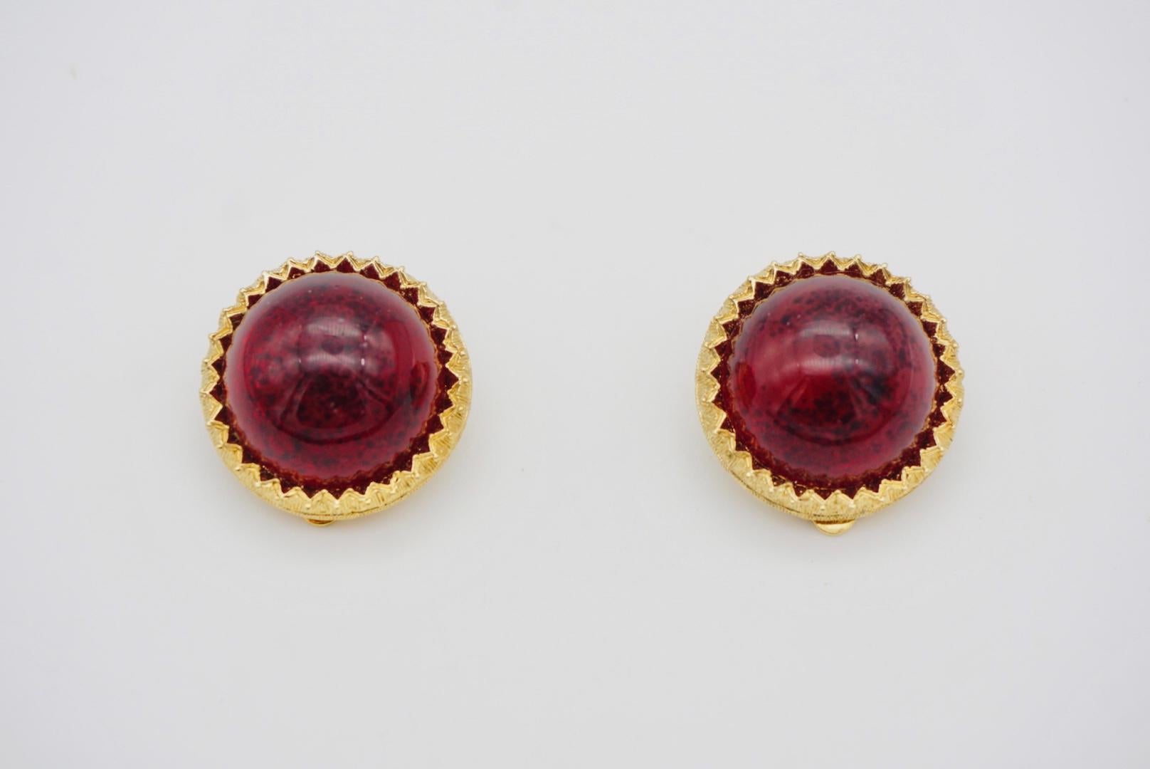 Christian Dior Vintage 1980s Agate Burgundy Red Clear Round Gold Clip Earrings For Sale 2