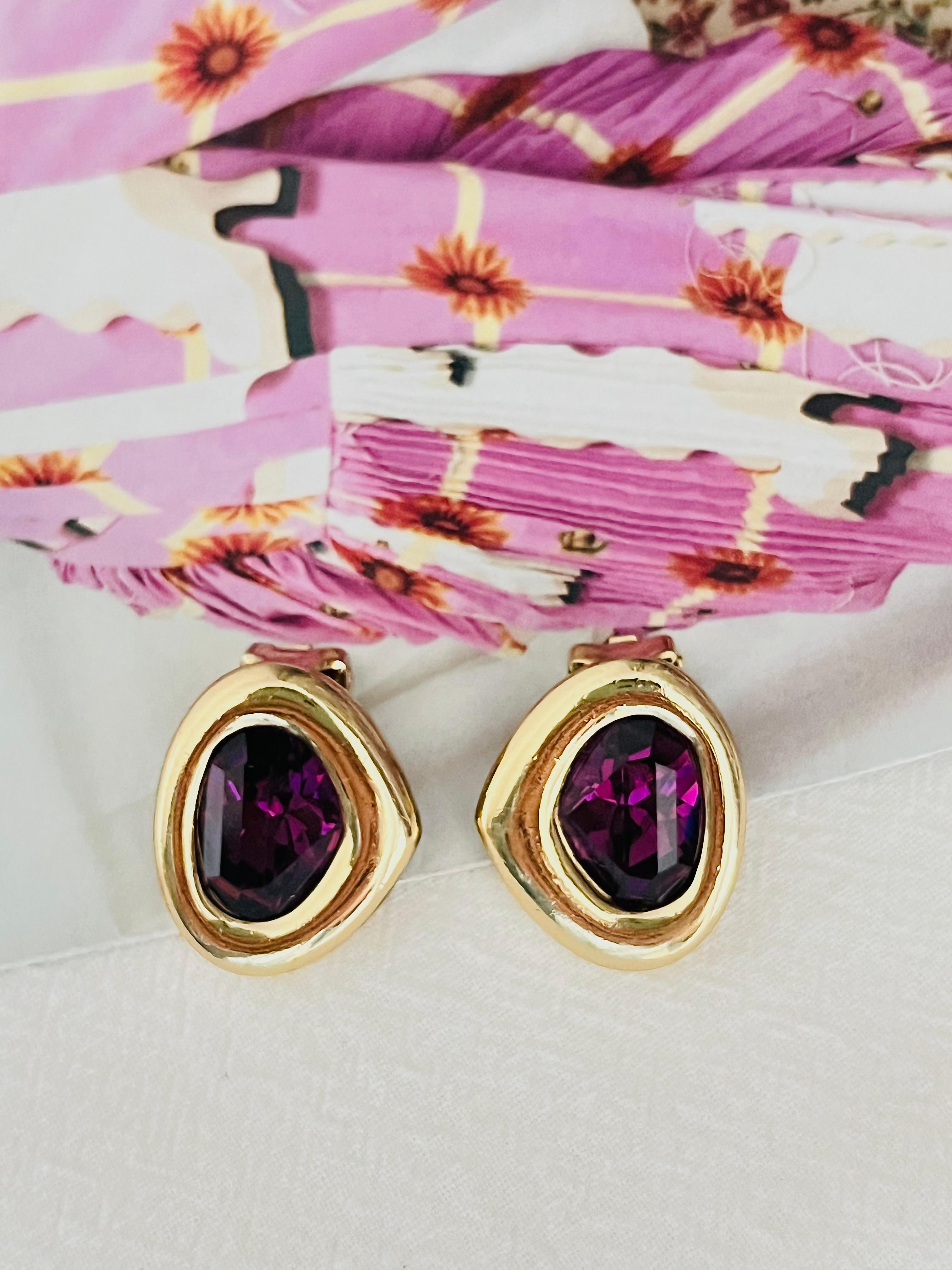 Christian Dior Vintage 1980s Amethyst Crystal Heart Triangle Oval Clip Earrings In Excellent Condition For Sale In Wokingham, England
