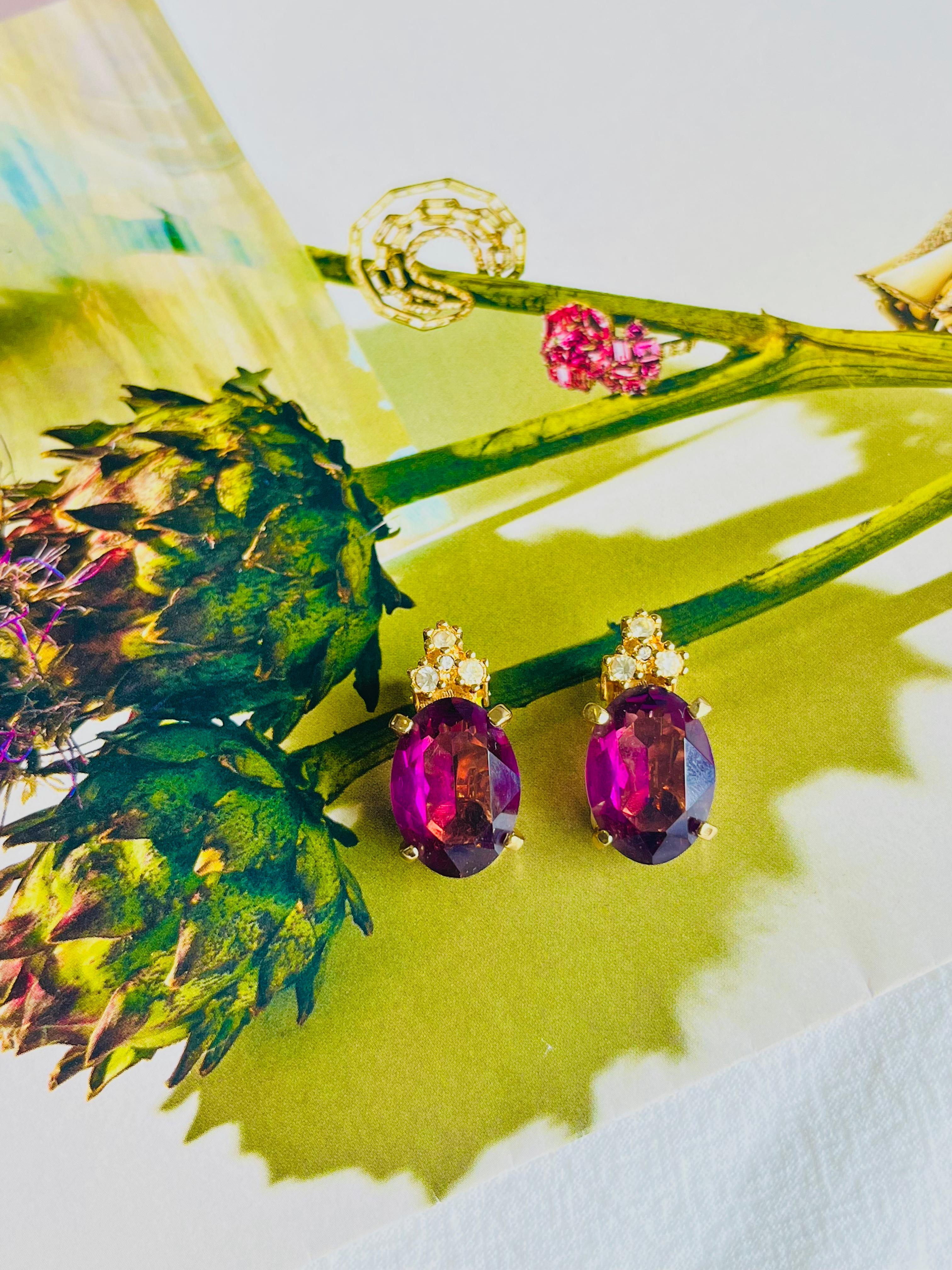 Christian Dior Vintage 1980s Amethyst Purple Oval Crystals Gold Clip Earrings In Excellent Condition In Wokingham, England