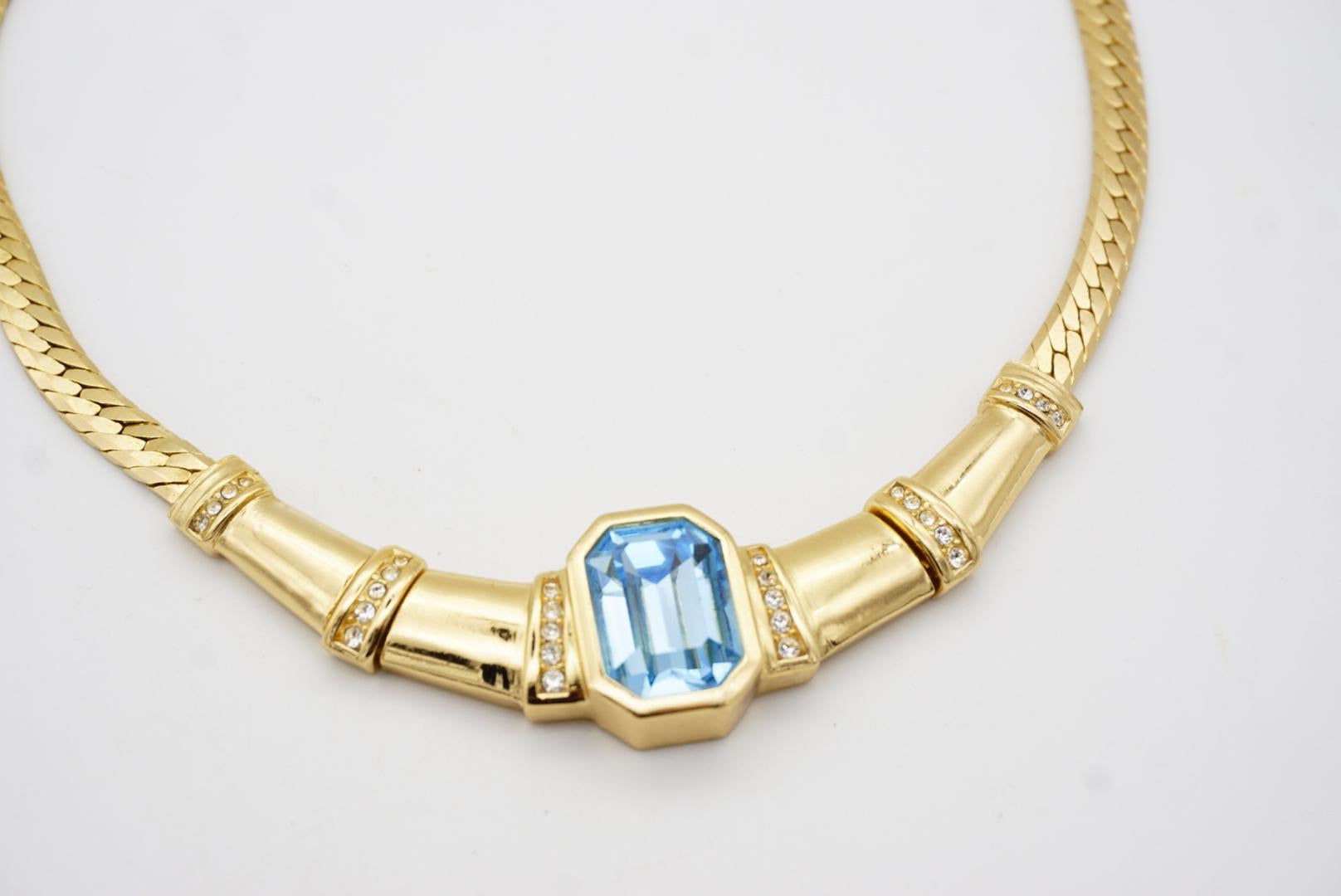 Christian Dior Vintage 1980s Aqua Blue Rectangle Crystals Gold Chunky Necklace  For Sale 4