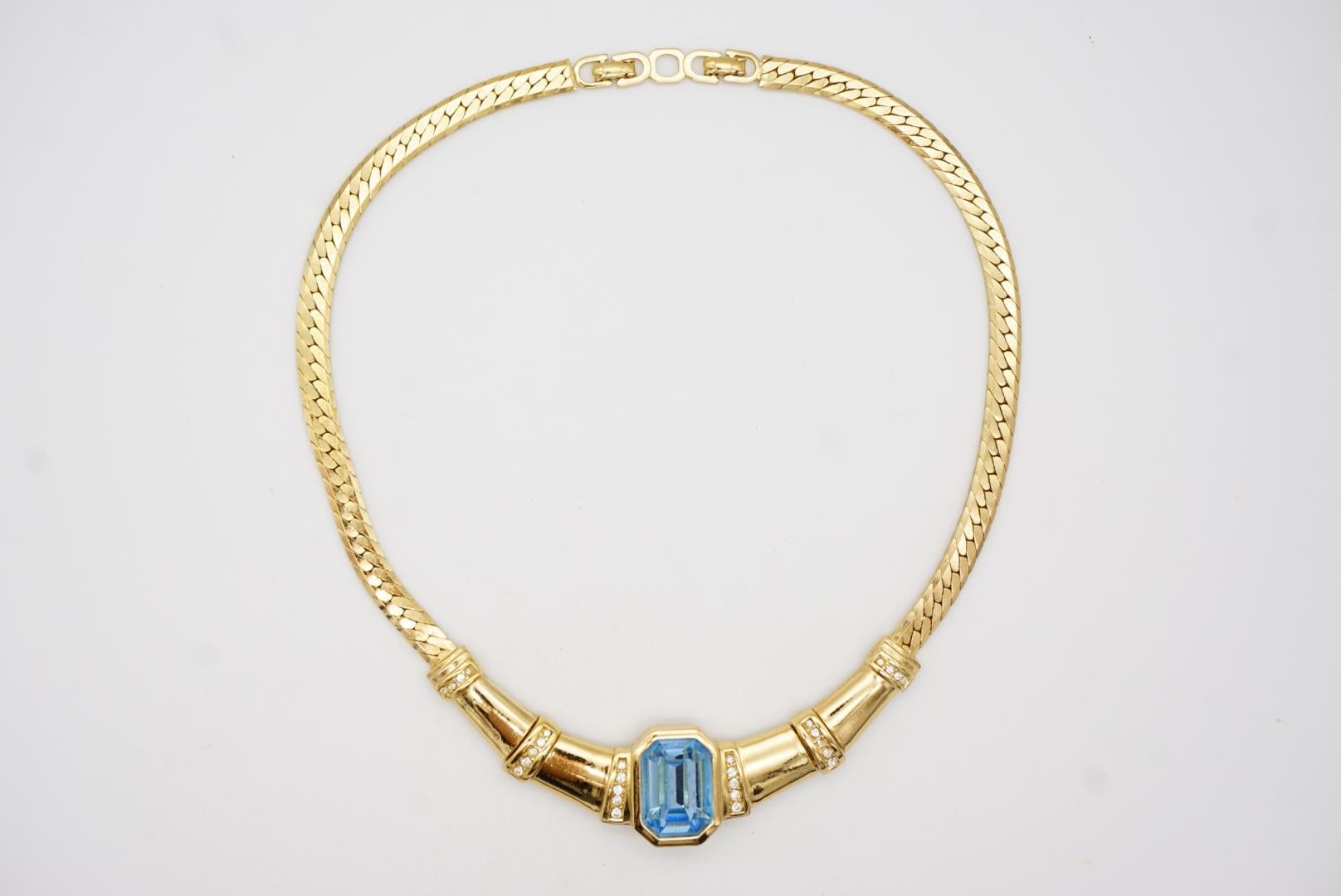 Christian Dior Vintage 1980s Aqua Blue Rectangle Crystals Gold Chunky Necklace For Sale 4