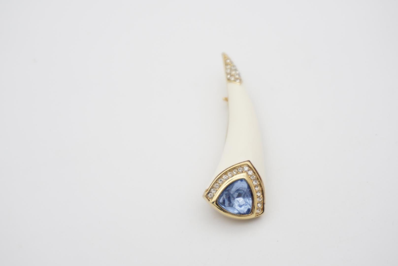 Christian Dior Vintage 1980s Aqua Blue Triangle Crystals Beige Gold Horn Brooch For Sale 4
