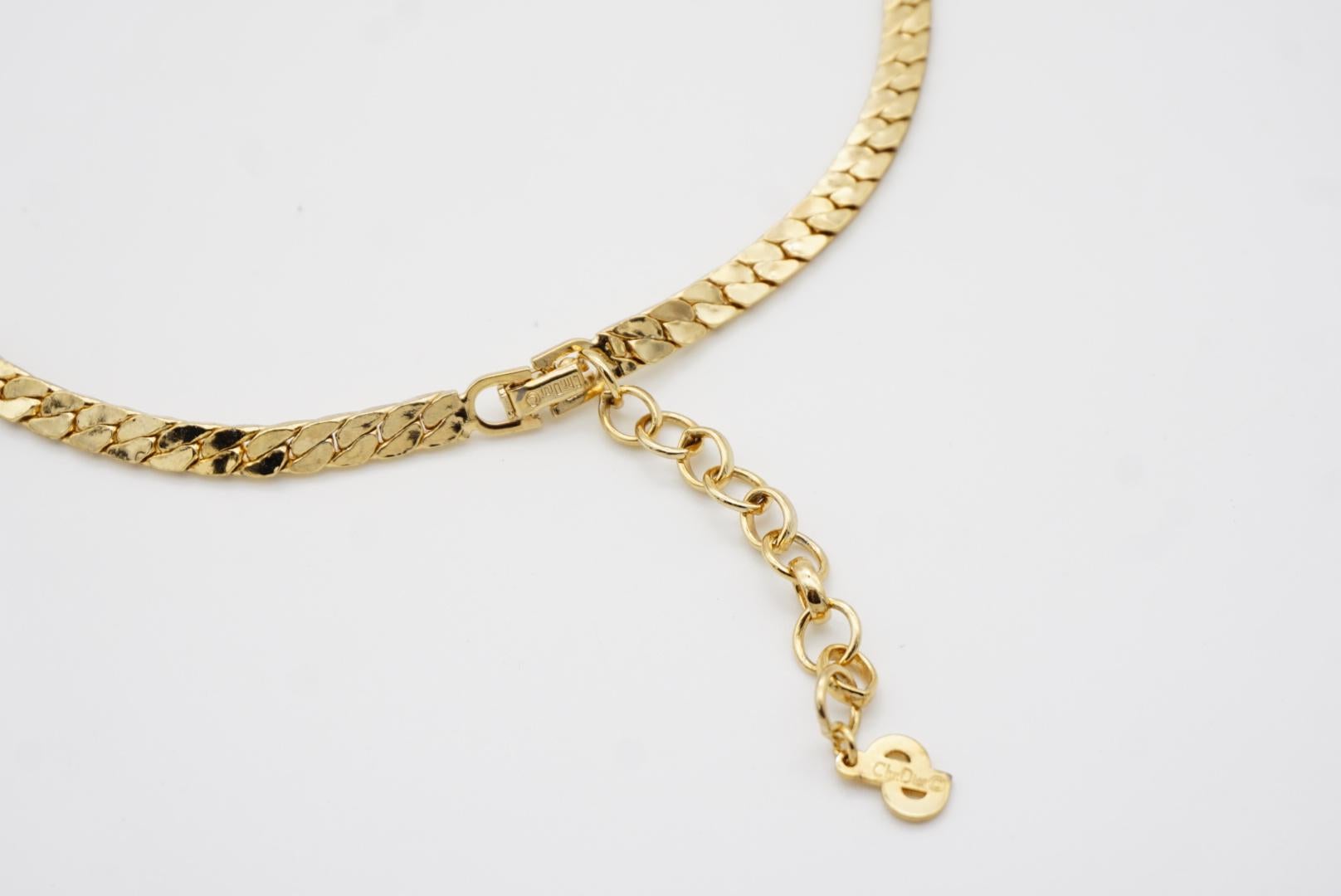 Christian Dior Vintage 1980s Beige Cream Triangle Bar Crystals Collana con ciondoli in vendita 8