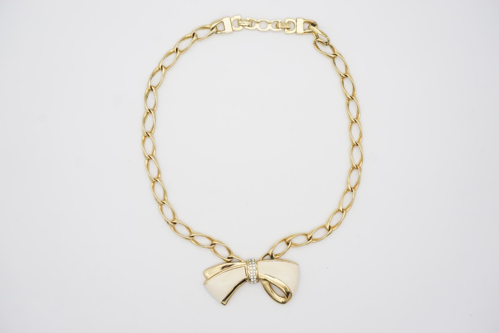 Christian Dior Vintage 1980s Beige Knot Bow Crystal Gold Chunky Choker Necklace  For Sale 1