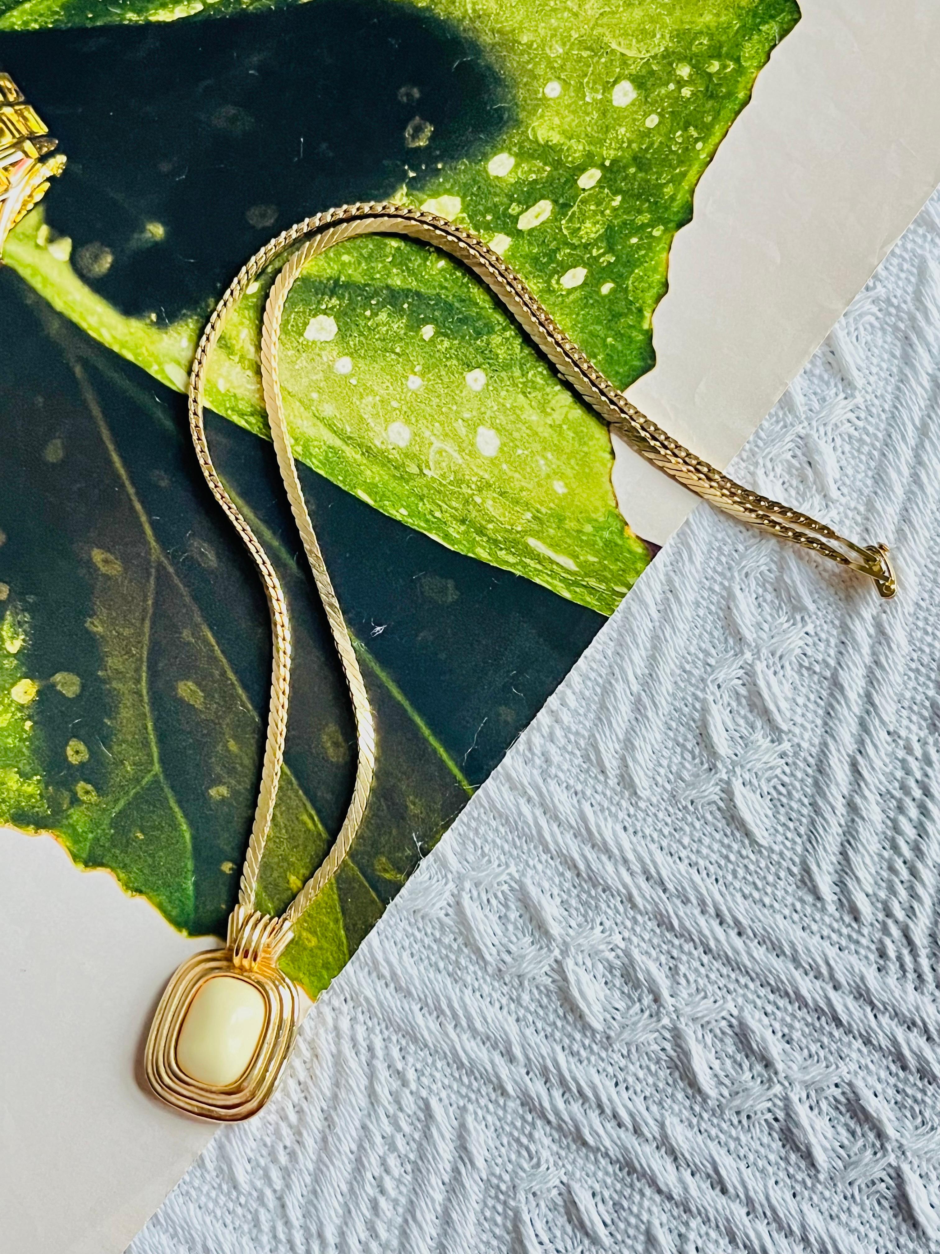 Christian Dior Vintage 1980s Beige Light Yellow Oval Rectangle Pendant Necklace In Excellent Condition In Wokingham, England