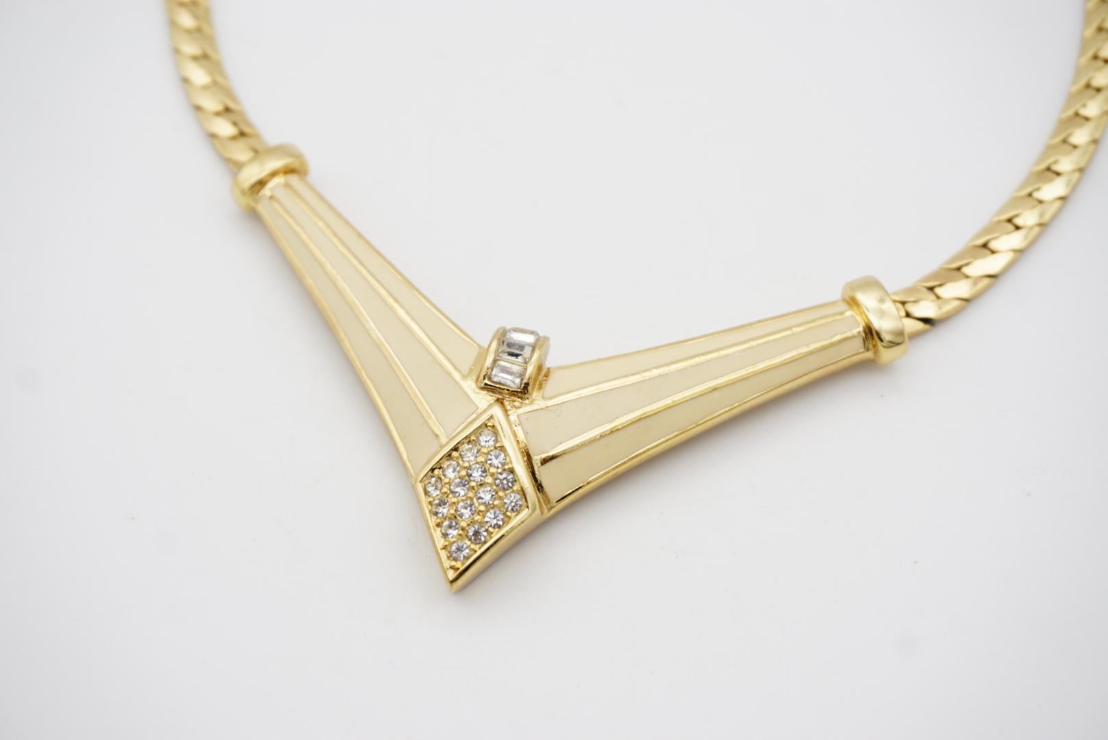 Christian Dior Vintage 1980s Beige Triangle Diamond Crystals Pendant Necklace 5