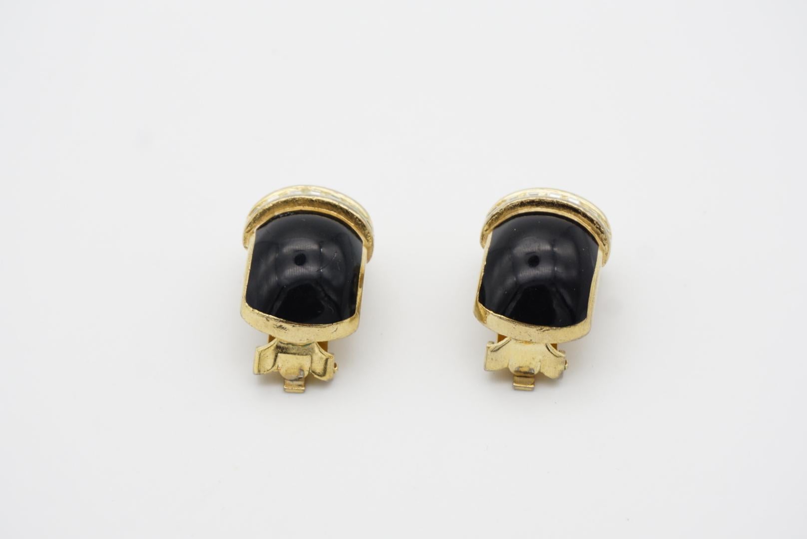 Christian Dior Vintage 1980s Black Enamel Crystals Oval Hoop Gold Clip Earrings For Sale 2