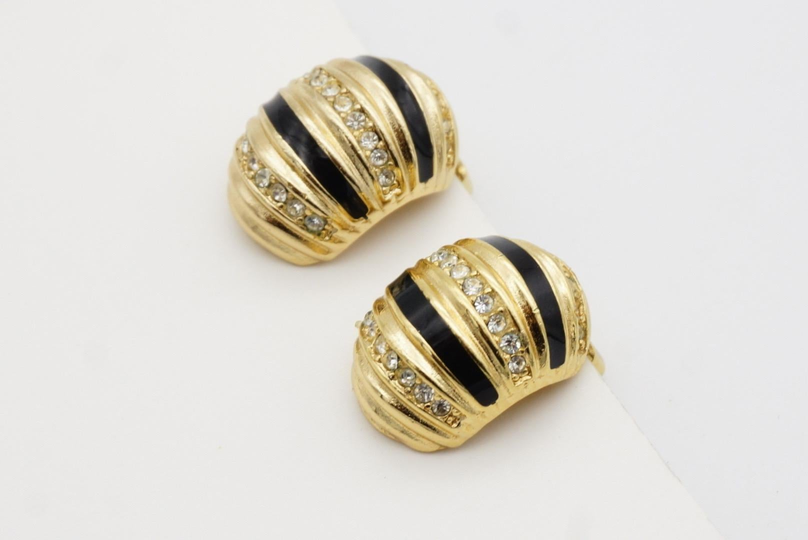Christian Dior Vintage Años 80 Cristales de esmalte negro Pendientes de clip de cúpula sinuosa en venta 6