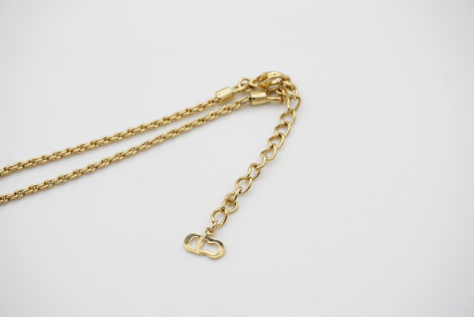 Christian Dior Vintage 1980s Black Enamel Flower Crystals Gold Pendant Necklace  For Sale 1