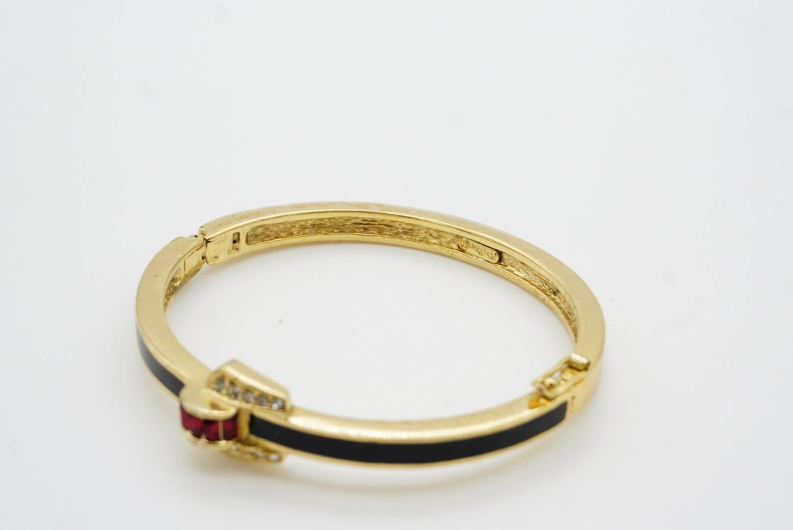 Christian Dior Vintage Años 80 Esmalte negro Cristales de rubí Brazalete puño Pulsera en venta 5