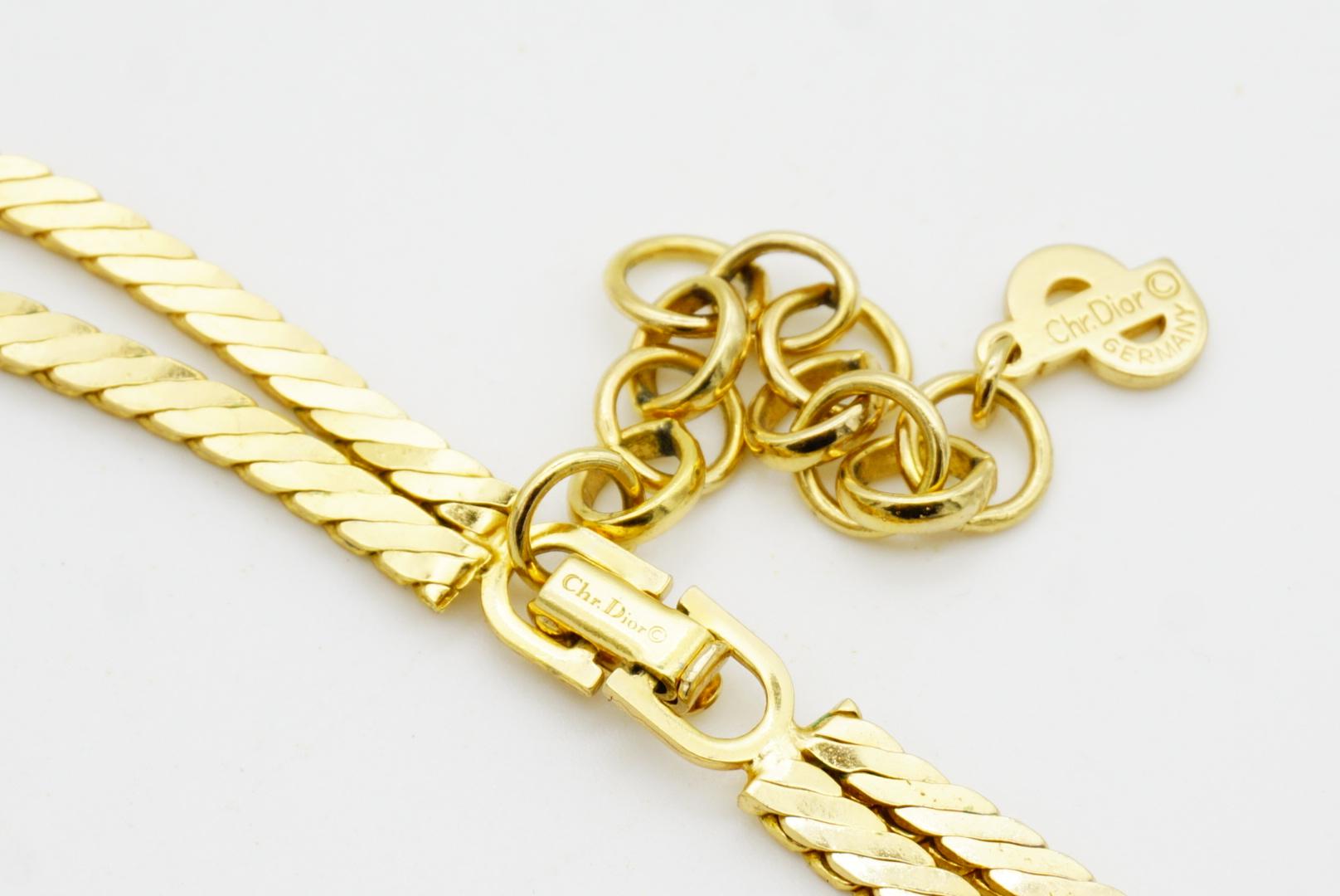 Christian Dior Vintage anni '80 Collana a doppio strato con triangolo nero e cristalli in vendita 8