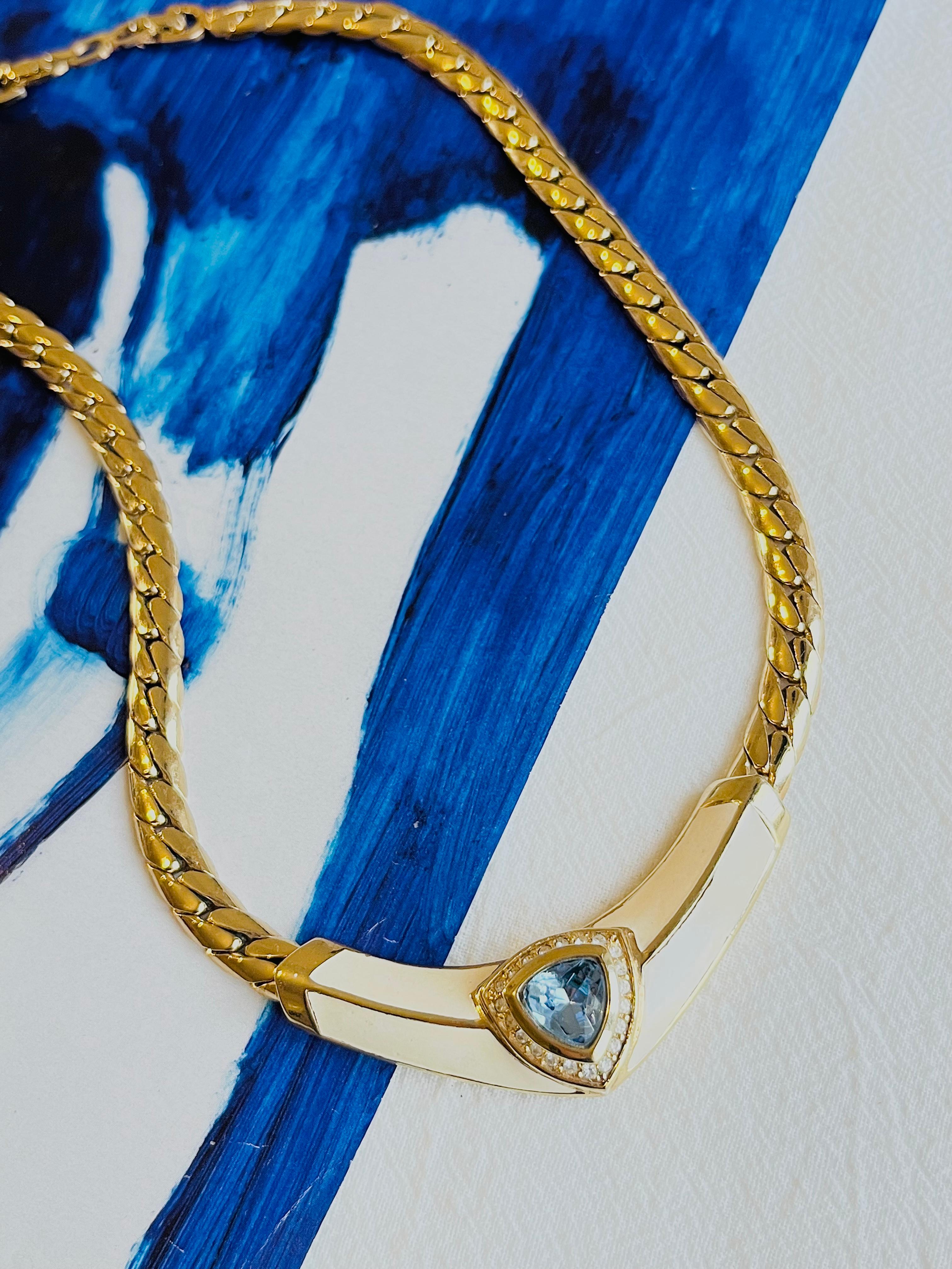 Christian Dior Vintage 1980s Blue Aqua White Triangle Crystals Chunky Necklace In Excellent Condition For Sale In Wokingham, England