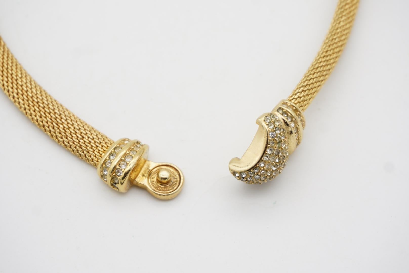 Christian Dior Vintage 1980s Button Whole Crystals Omega Snake Mesh Necklace For Sale 10