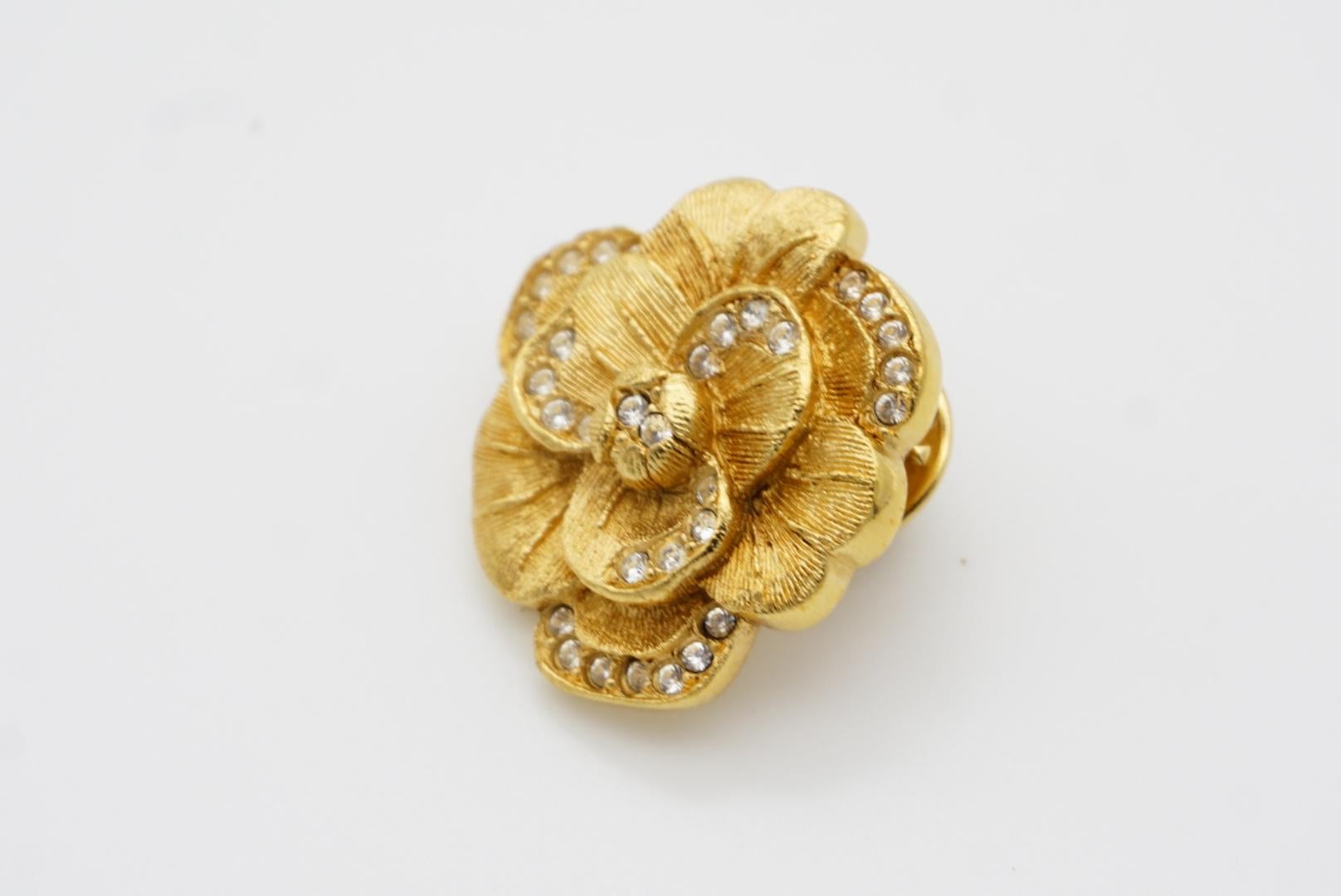 Christian Dior Vintage 1980s Camellia Crystal Layer Rose Gold Flower Pin Brooch For Sale 9