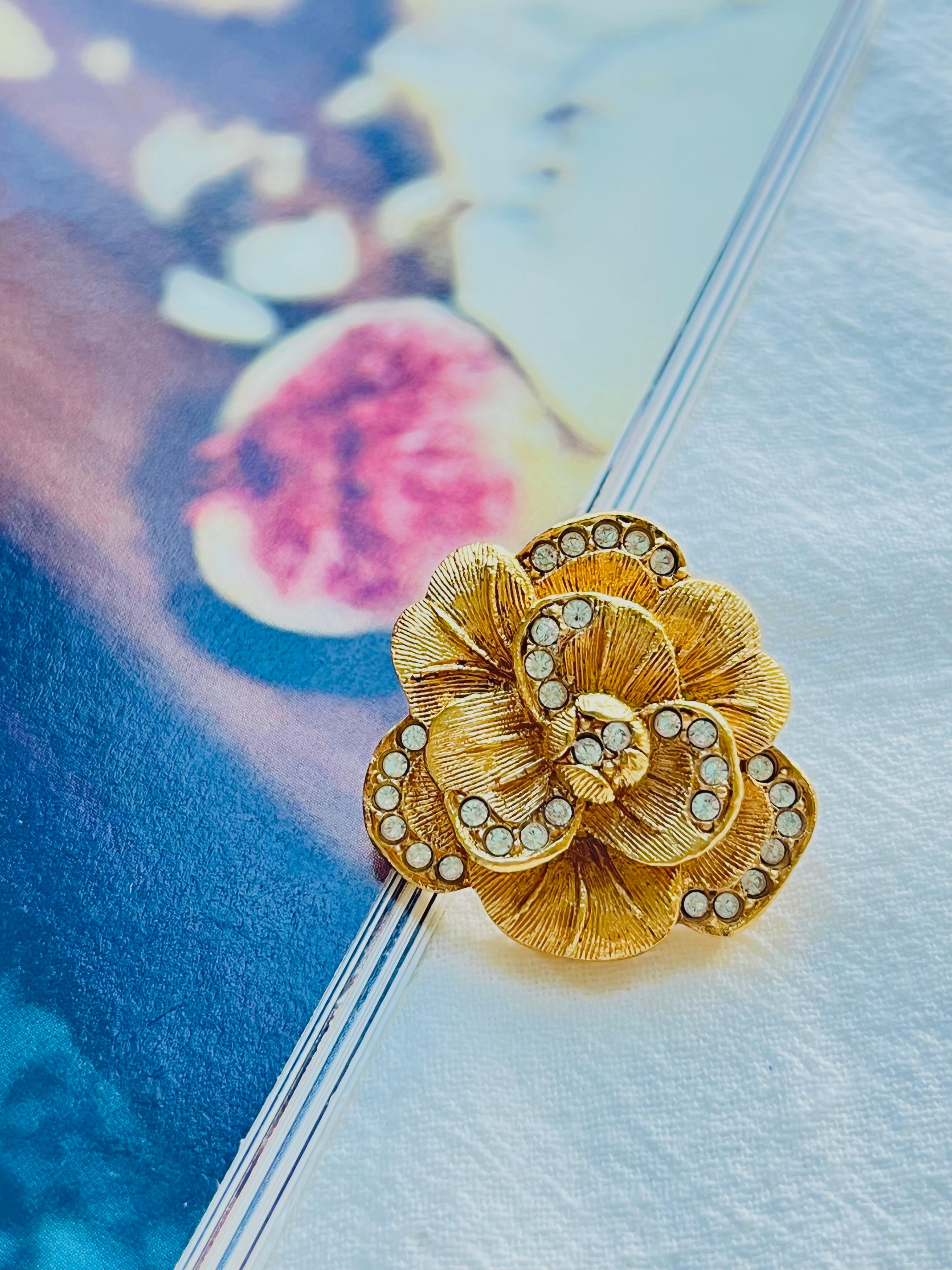 Christian Dior Vintage 1980s Camellia Crystal Layer Rose Gold Flower Pin Brooch For Sale 1