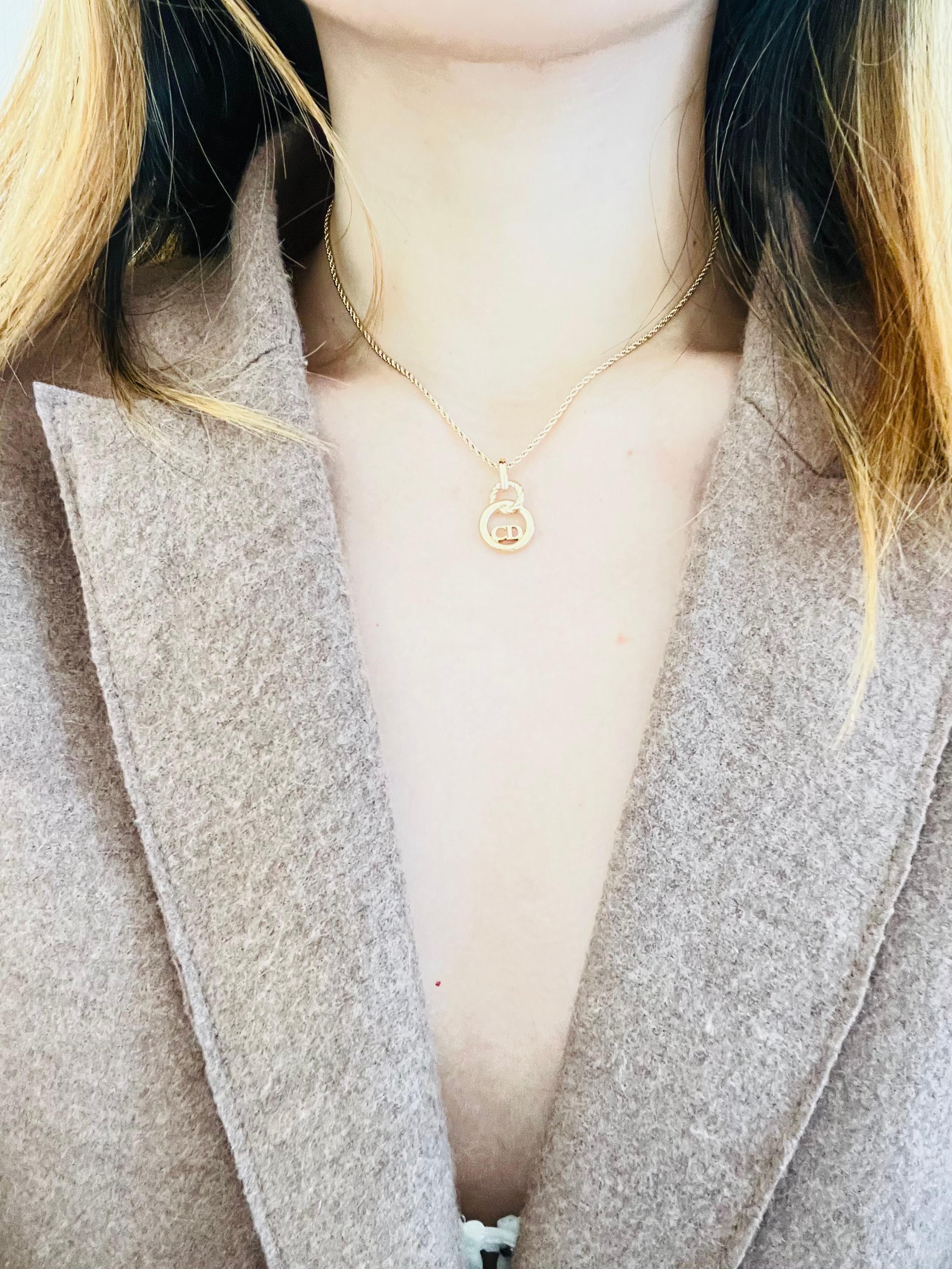 Christian Dior Vintage 1980s CD Logo Monogram Circle Openwork Pendant Necklace 1