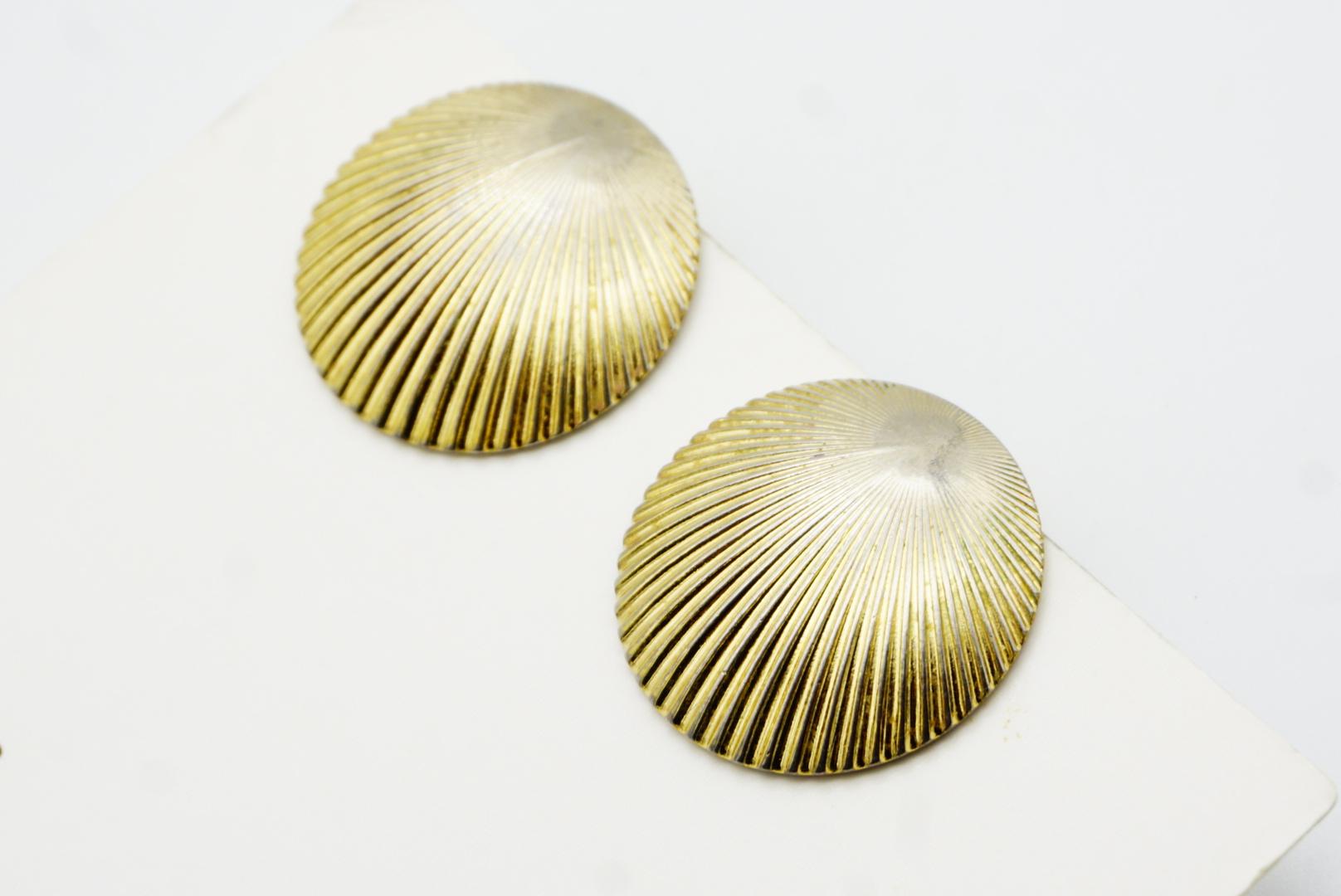Christian Dior Vintage 1980s Circle Round Shell Modernist Gold Clip Earrings For Sale 5